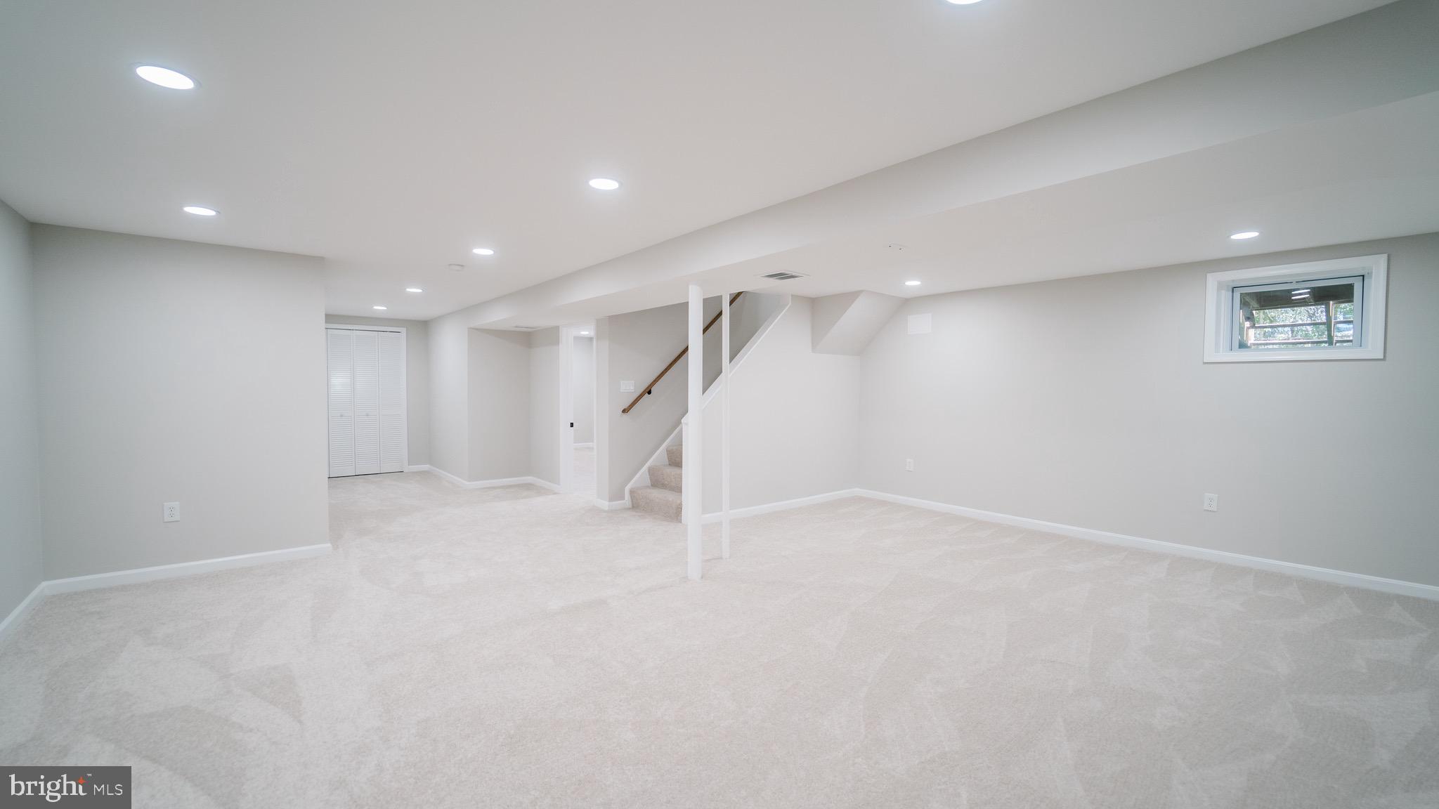 WOODLAWN TERRACE - Residential