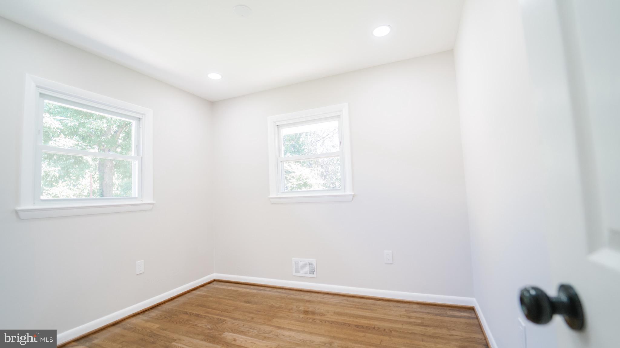 WOODLAWN TERRACE - Residential