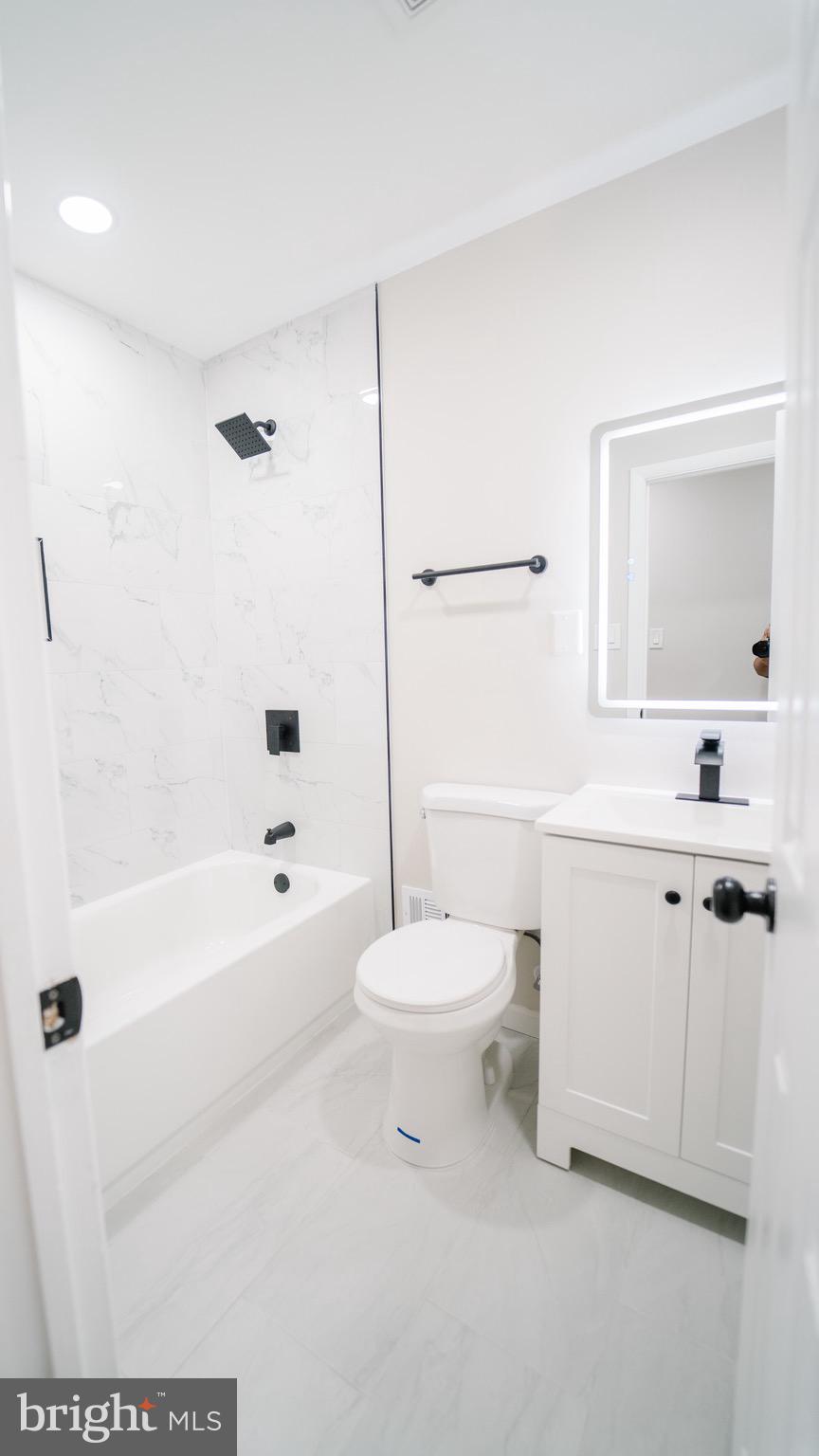 WOODLAWN TERRACE - Residential