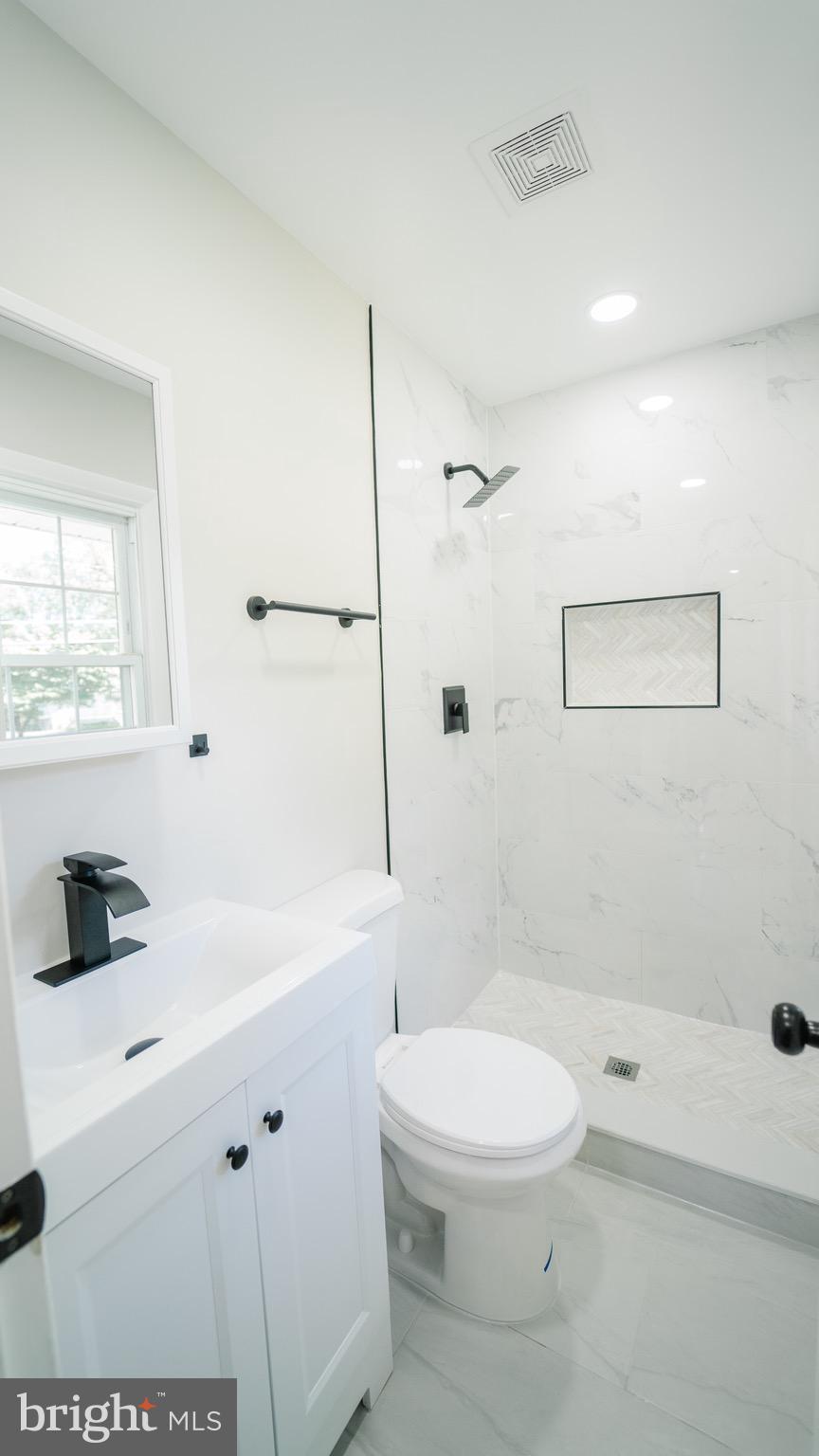 WOODLAWN TERRACE - Residential