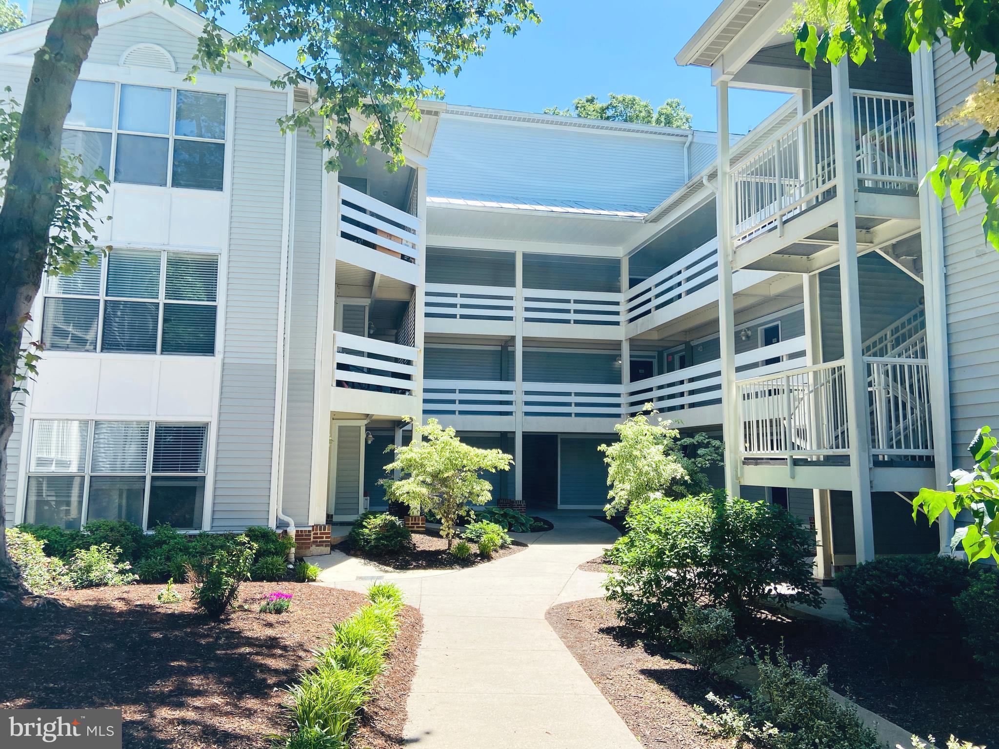10300 APPALACHIAN CIRCLE 102