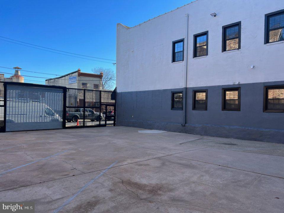 2030 E WILLARD STREET 32