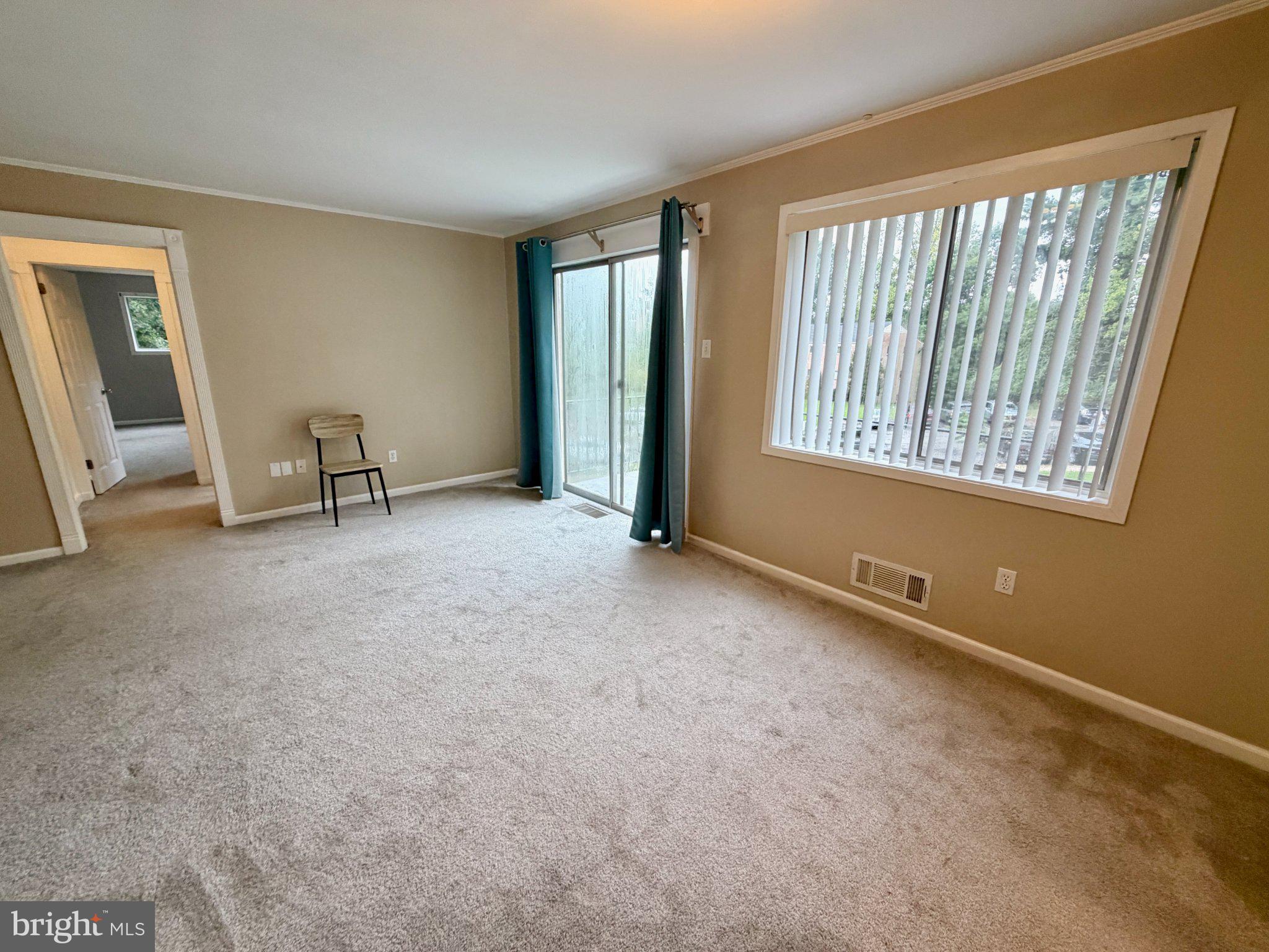 10506 WEYMOUTH STREET 204