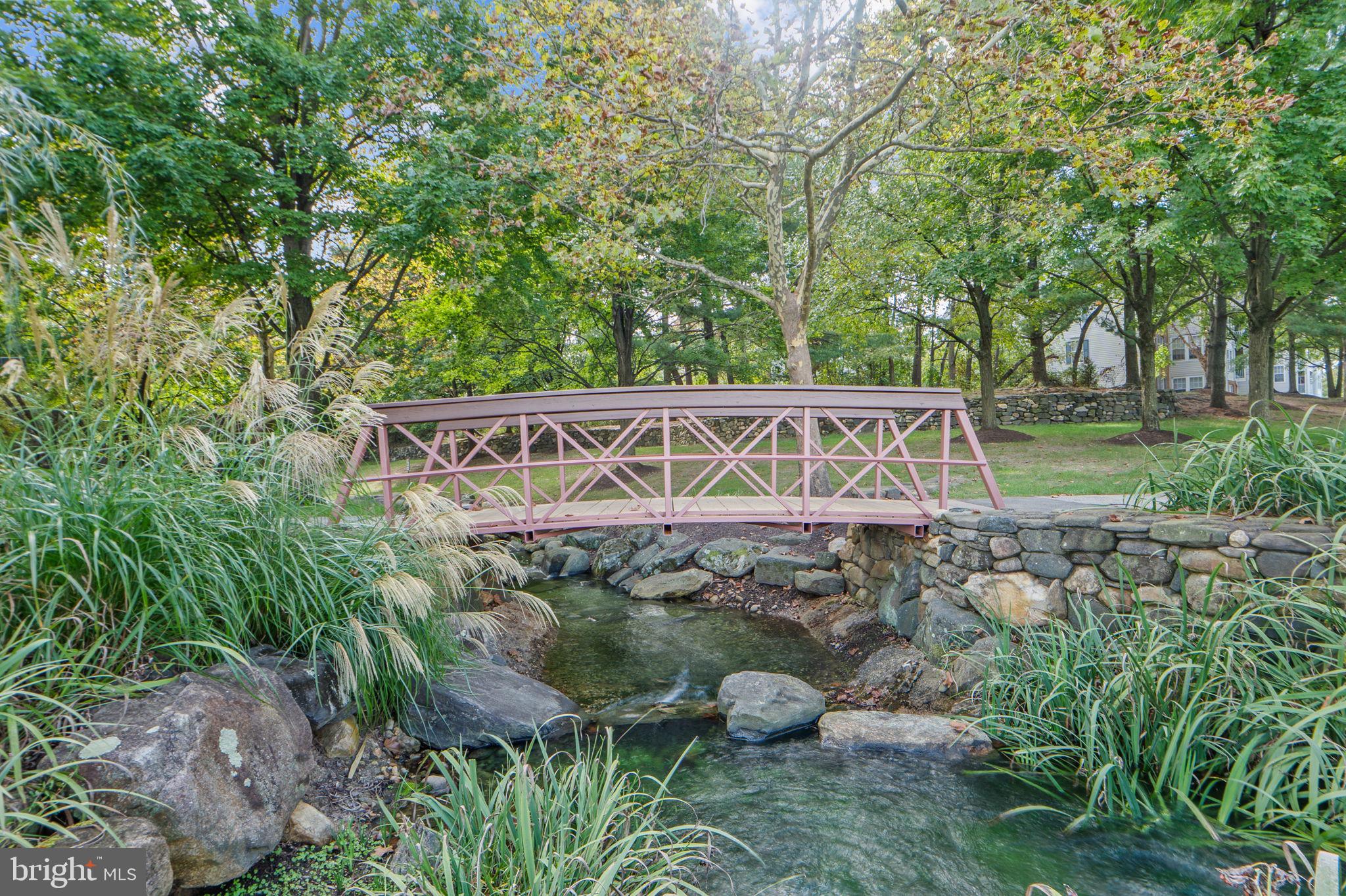 CHESTNUT GABLE - Residential