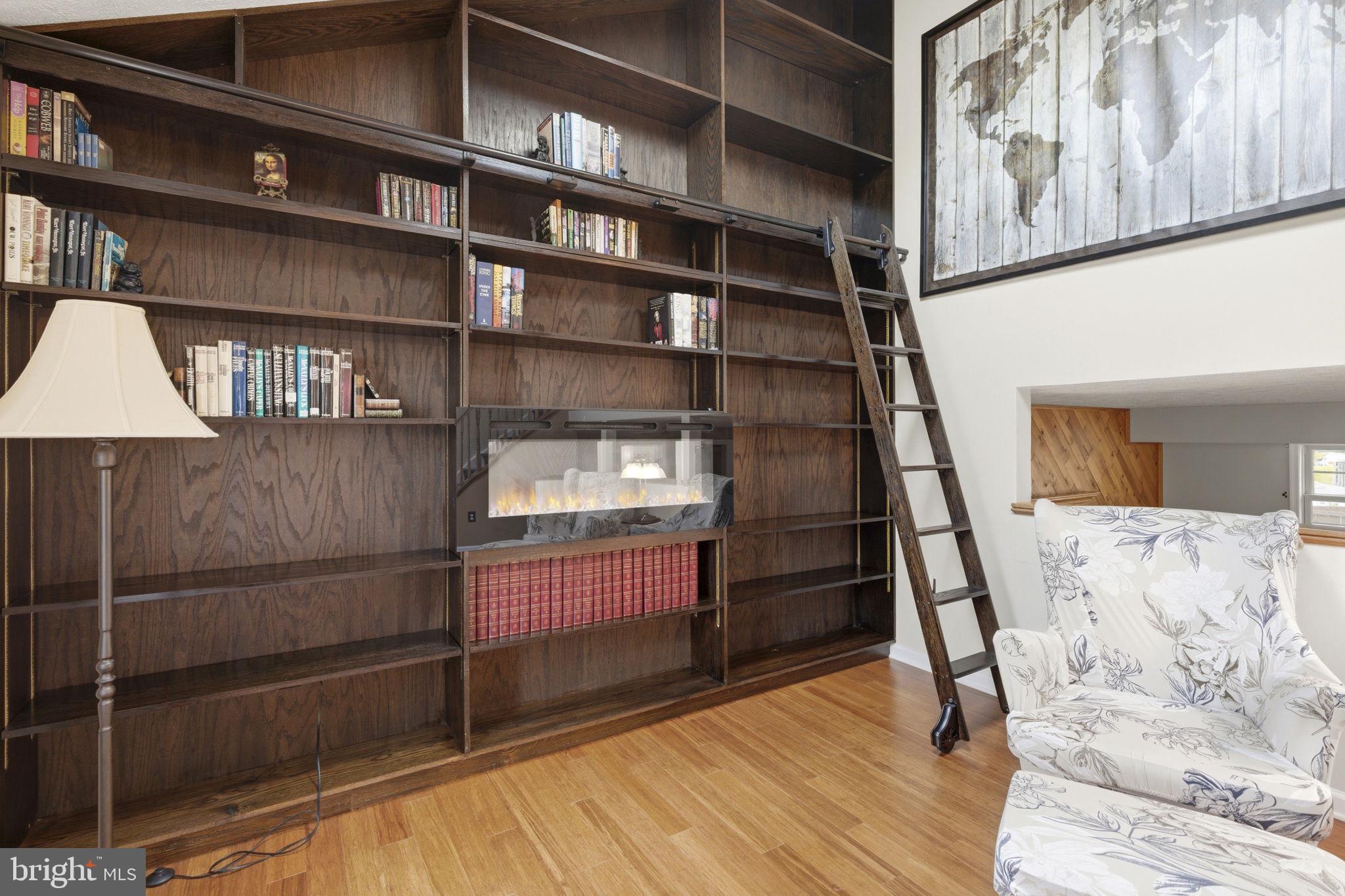 TARTAN HILL - Residential