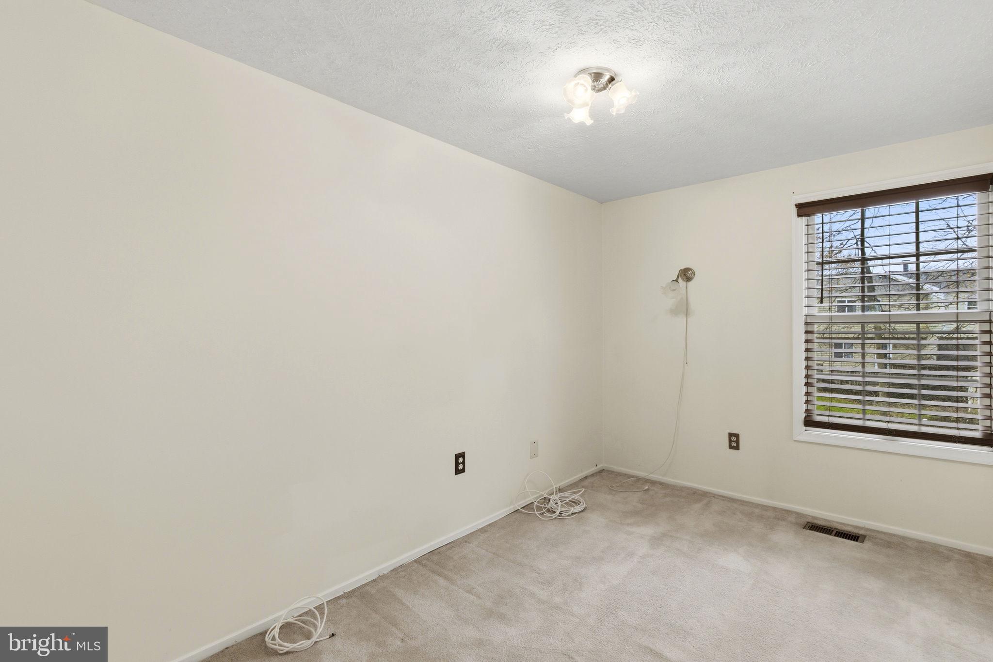 TARTAN HILL - Residential