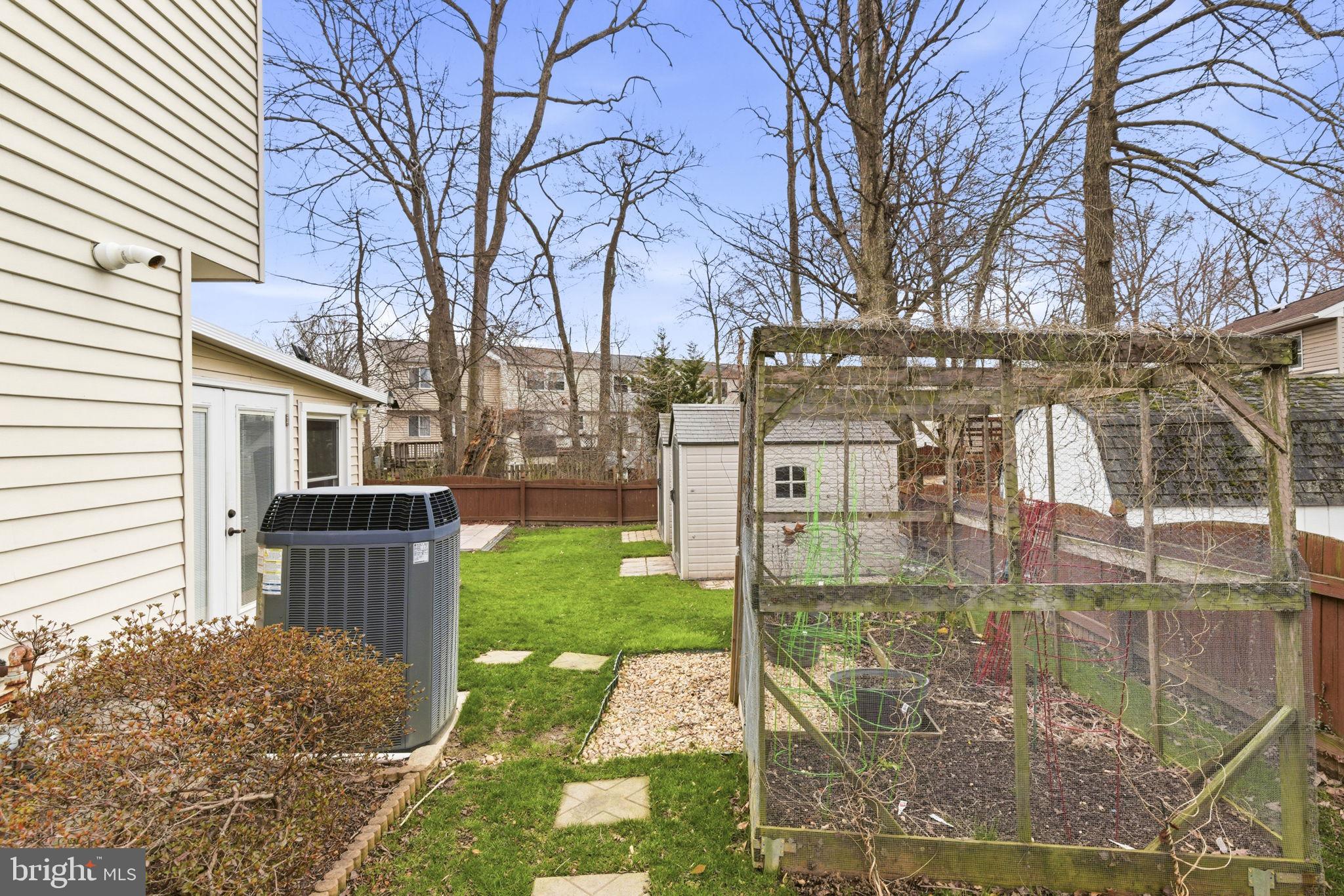 TARTAN HILL - Residential