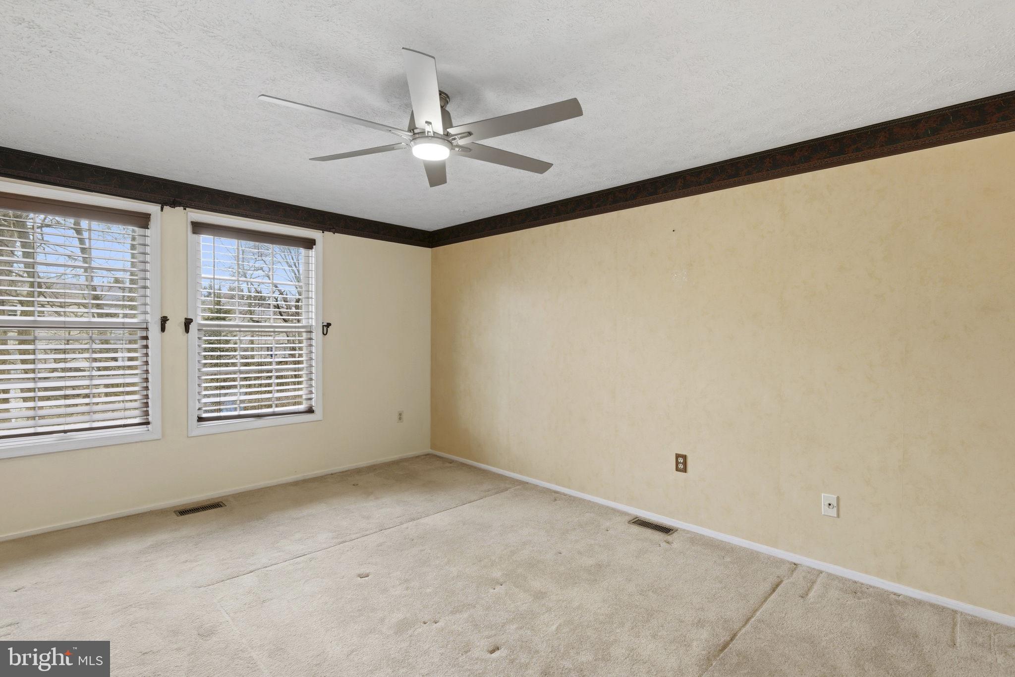 TARTAN HILL - Residential