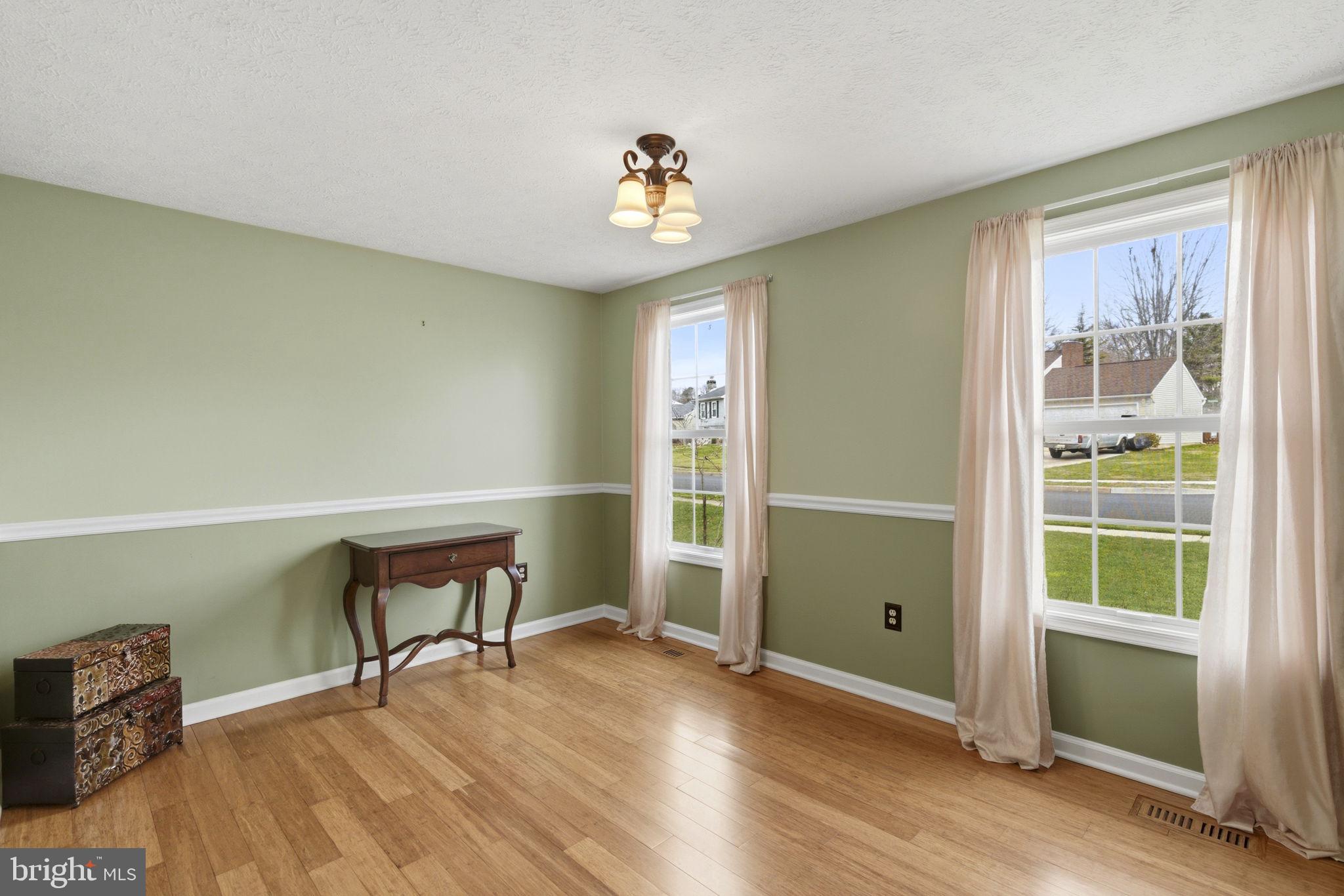 TARTAN HILL - Residential