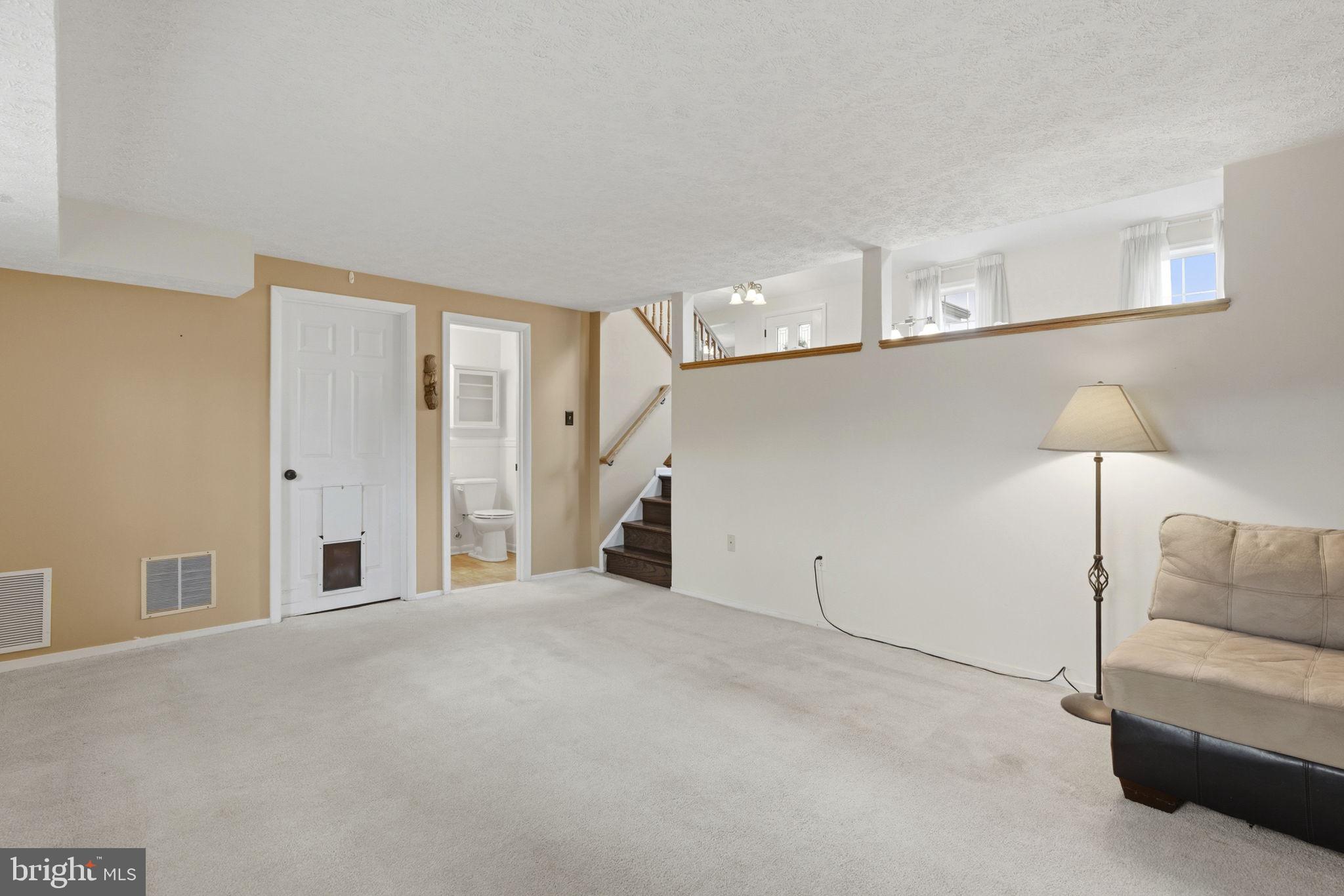 TARTAN HILL - Residential