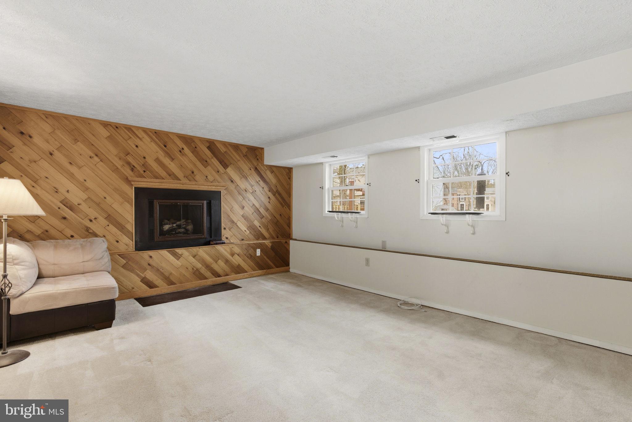 TARTAN HILL - Residential