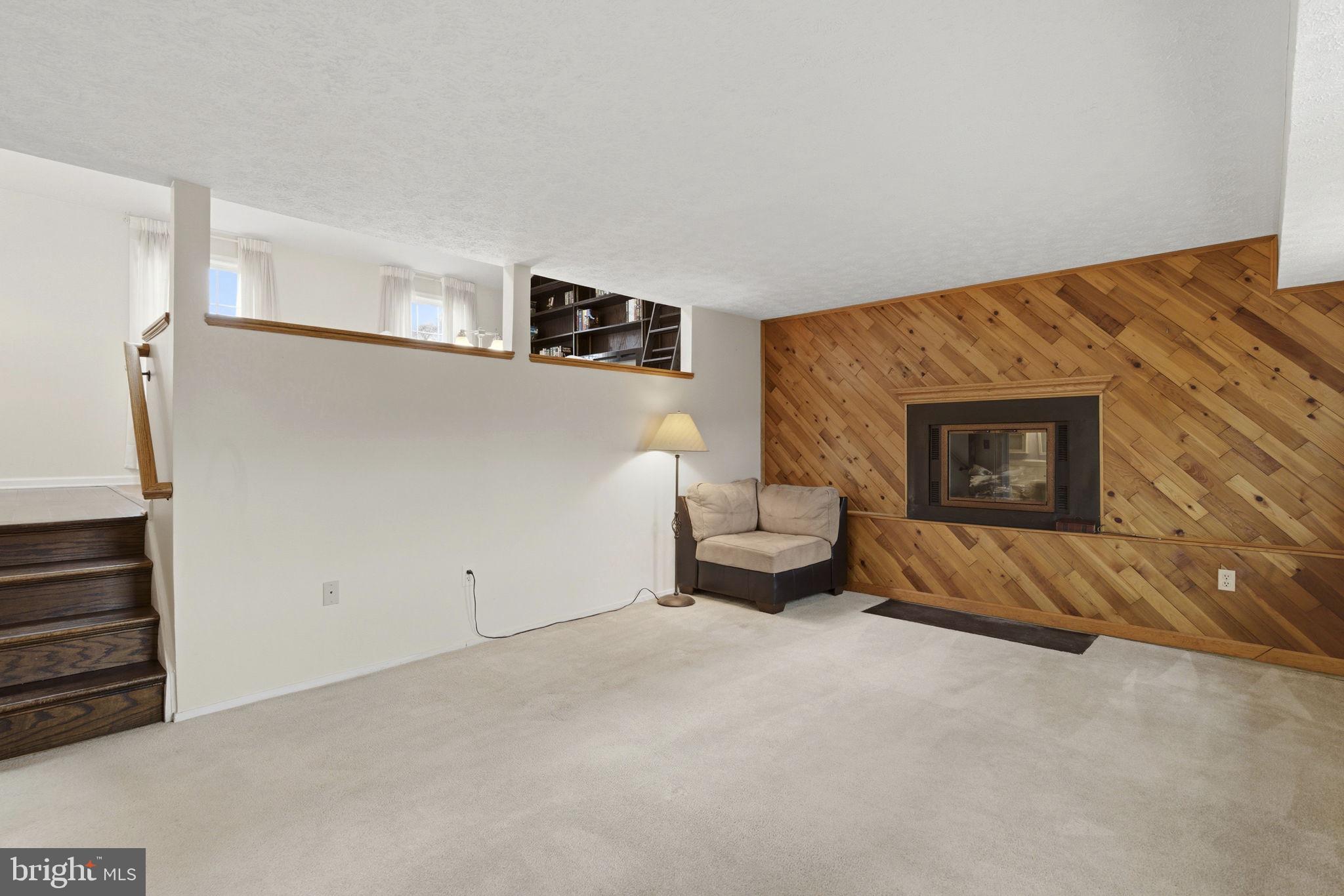 TARTAN HILL - Residential