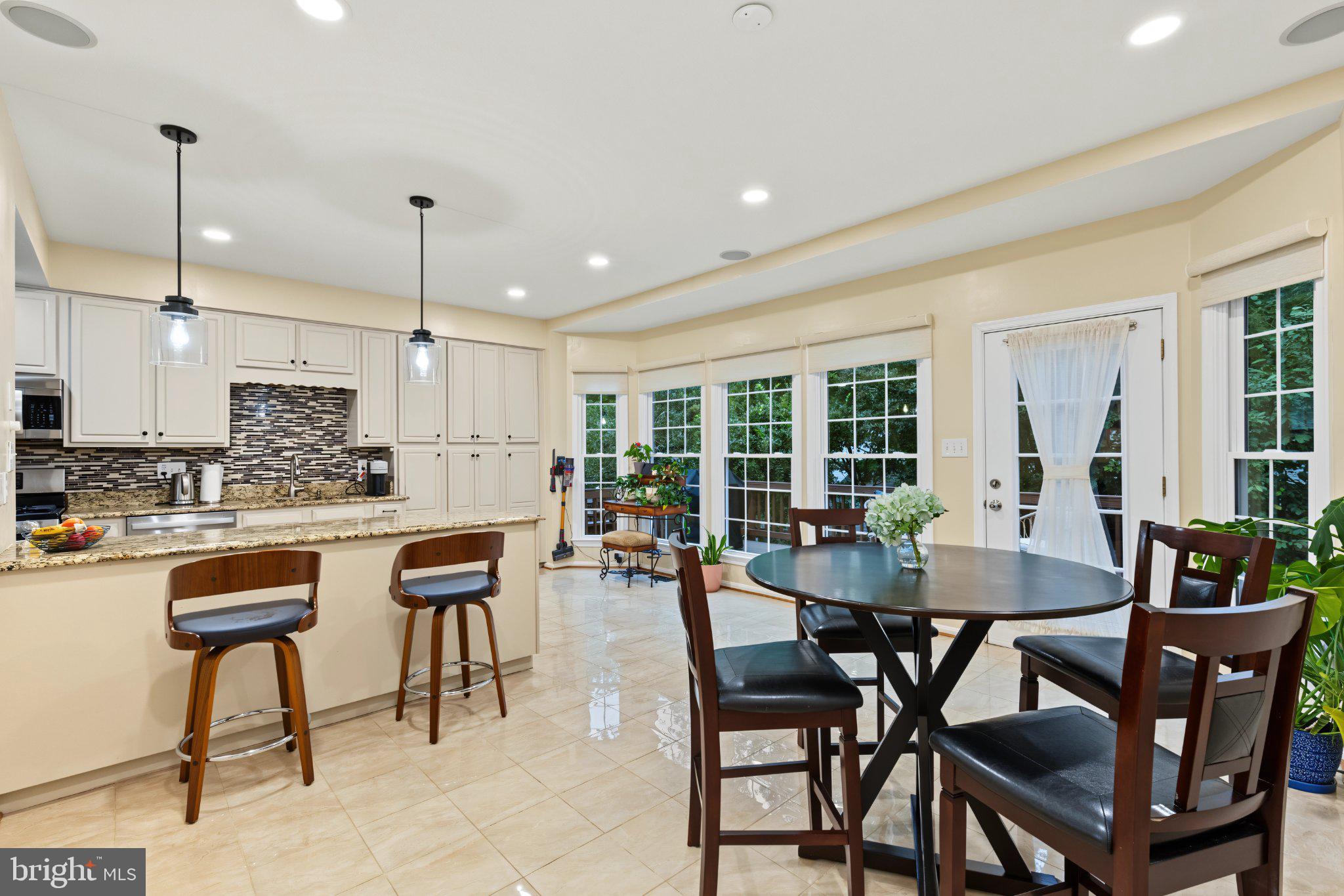 7111 TANWORTH DRIVE