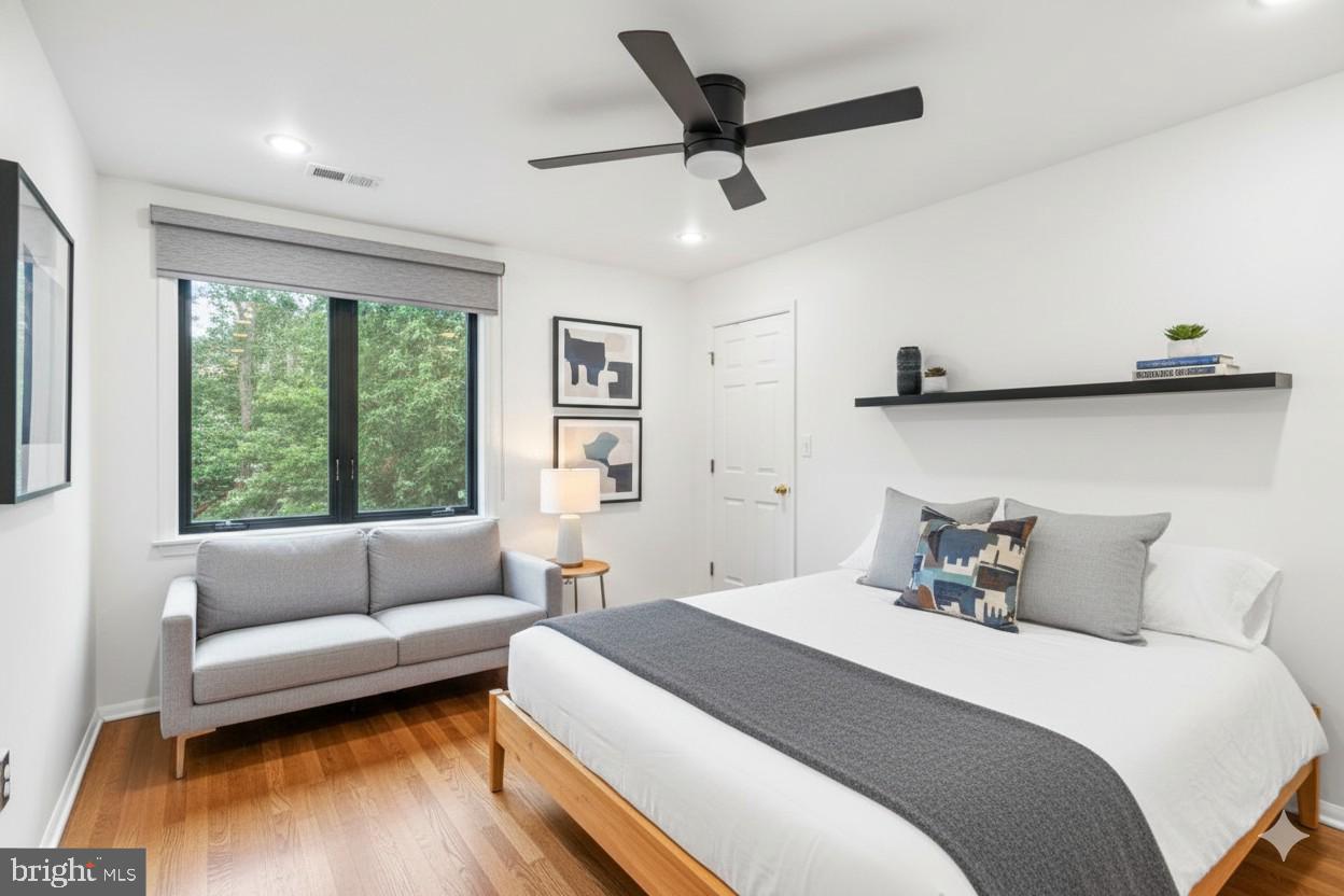 7512 FAR HILLS DRIVE