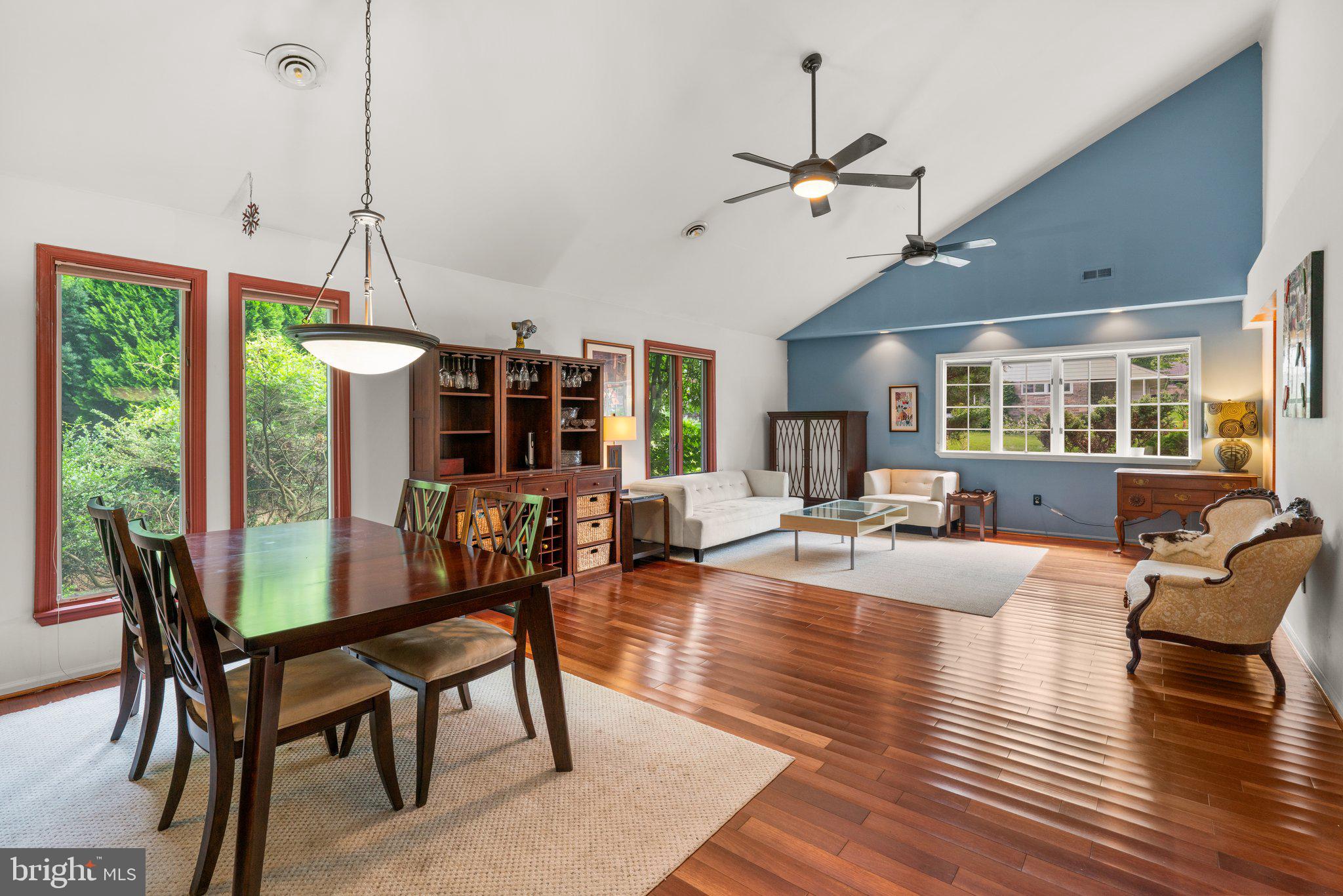 KNOLLWOOD - Residential