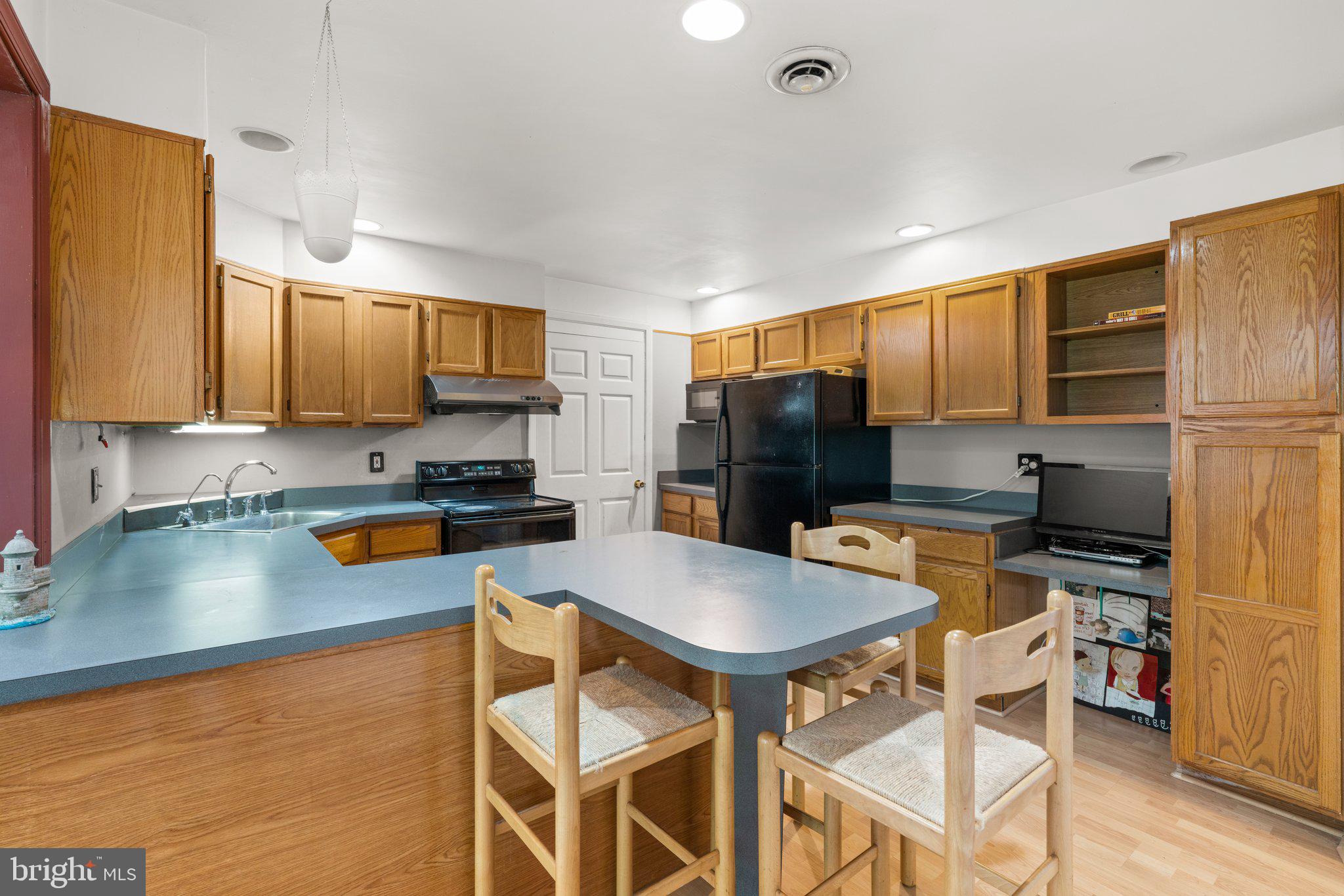 KNOLLWOOD - Residential