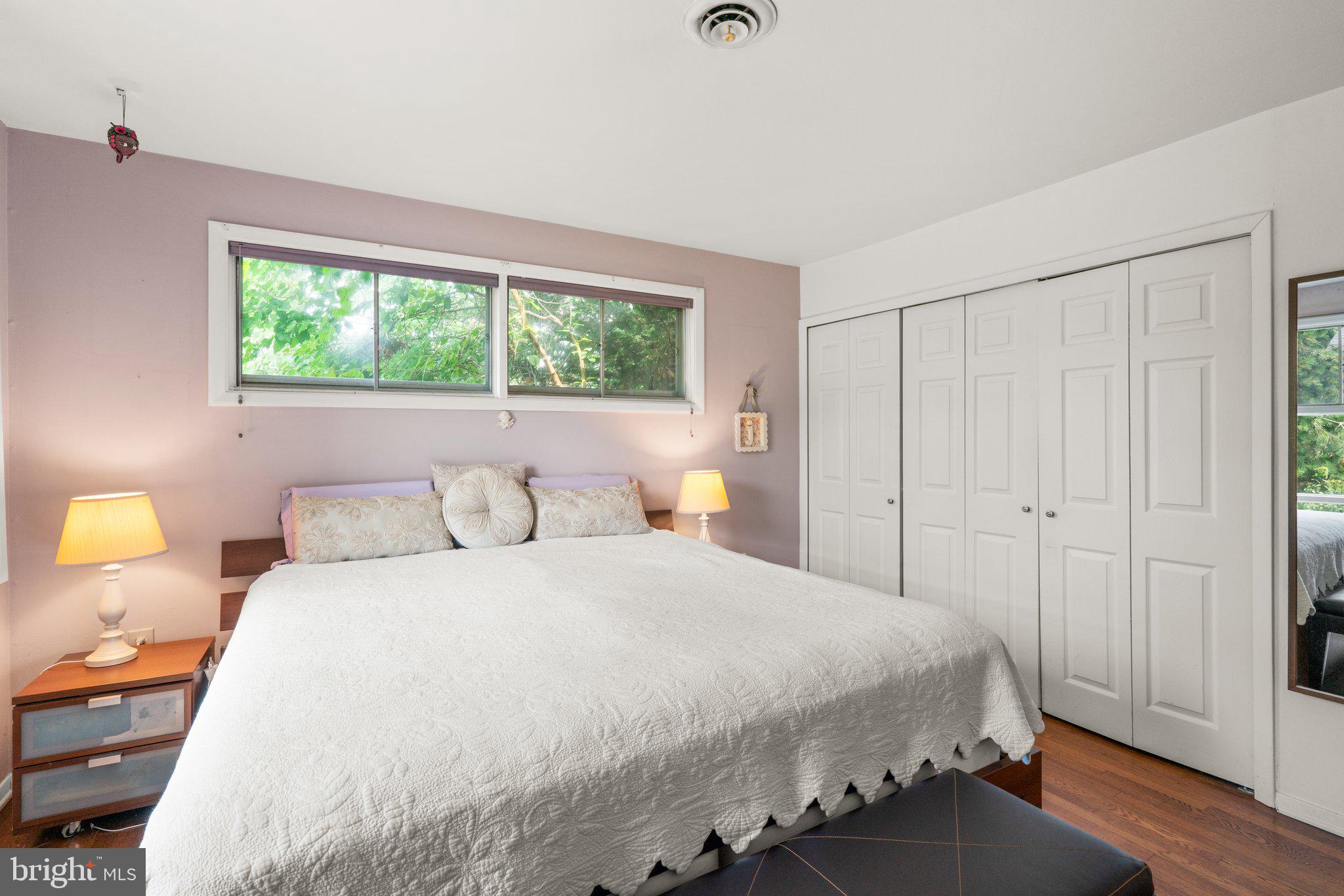 KNOLLWOOD - Residential