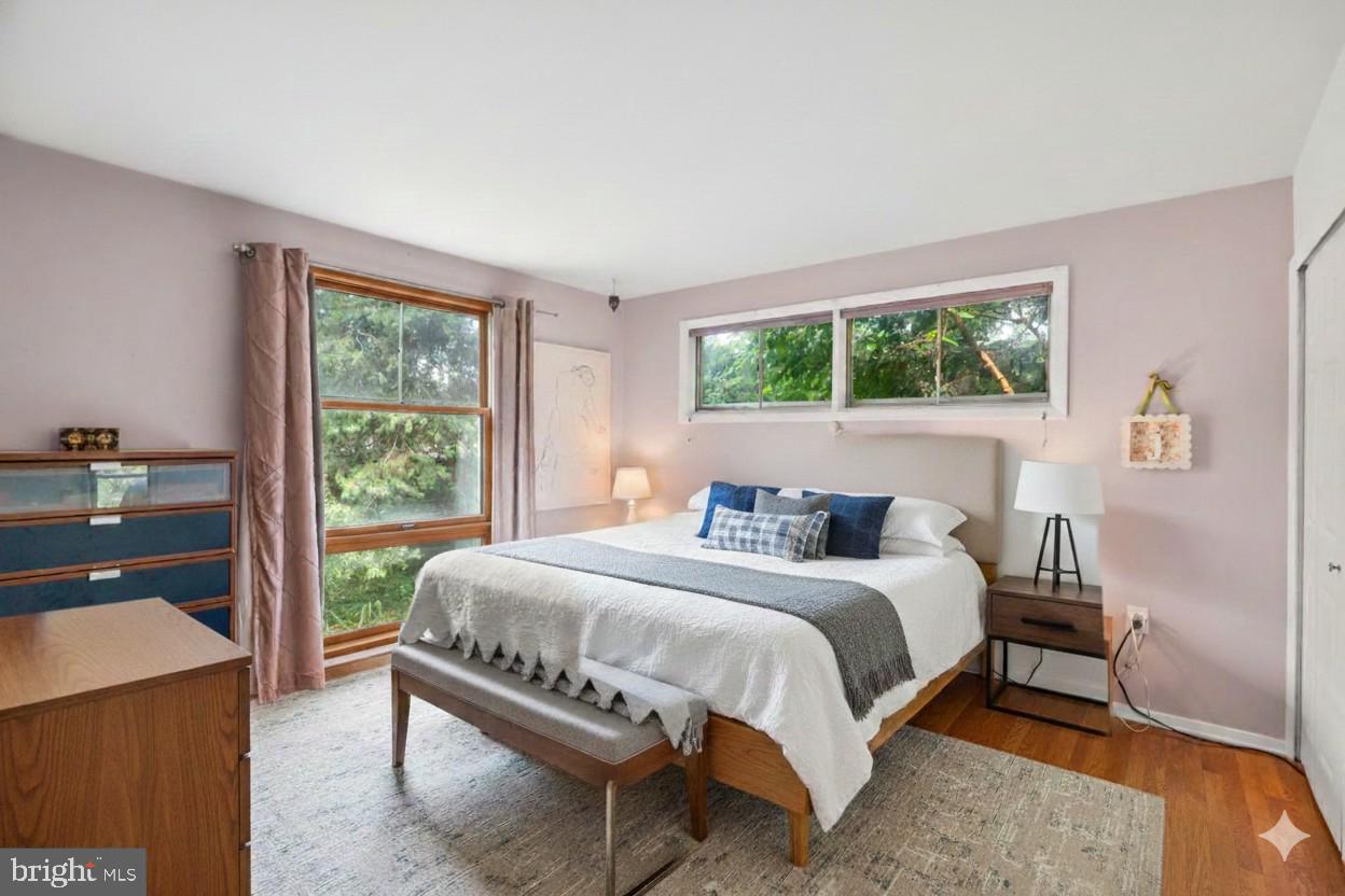 7512 FAR HILLS DRIVE