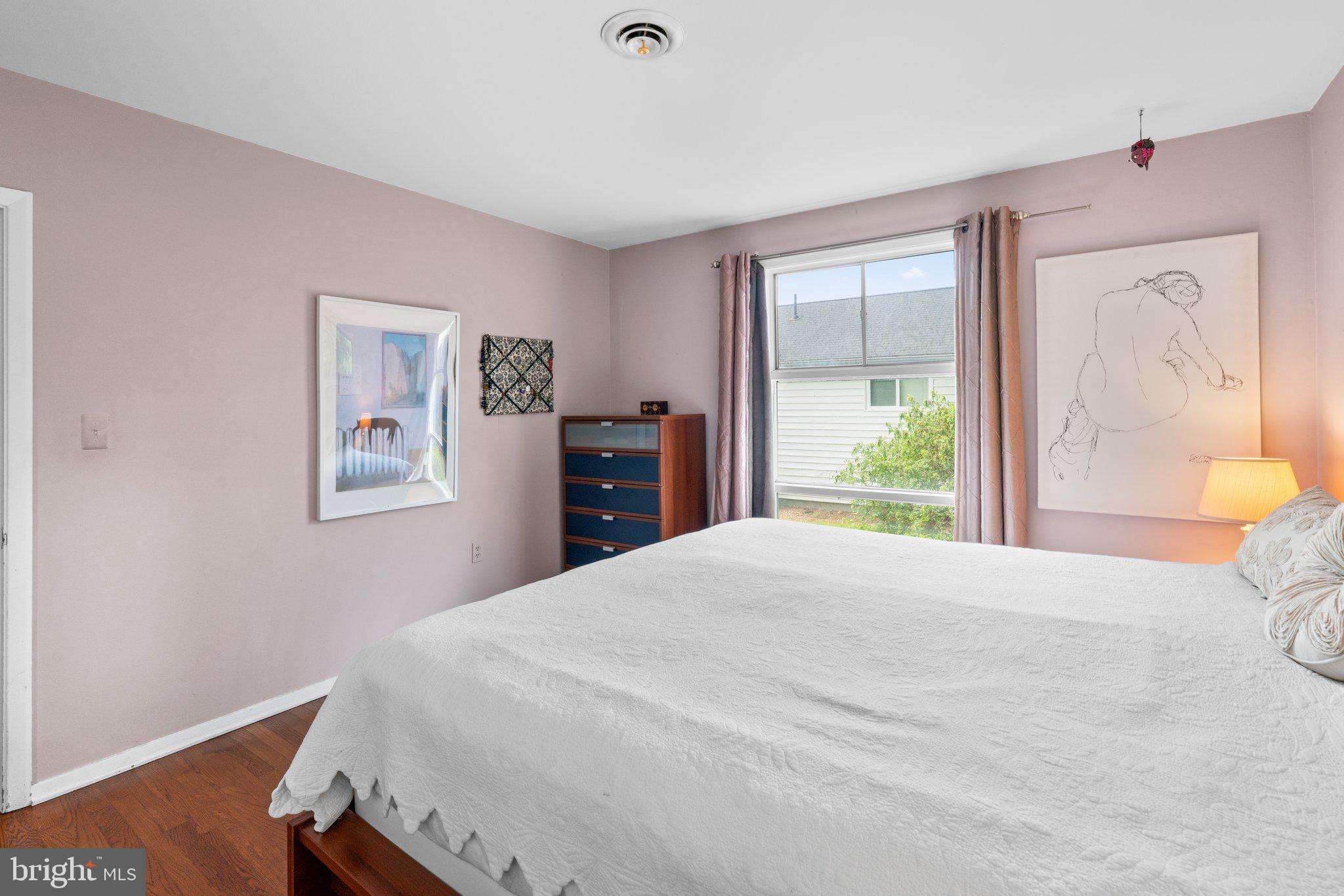 KNOLLWOOD - Residential