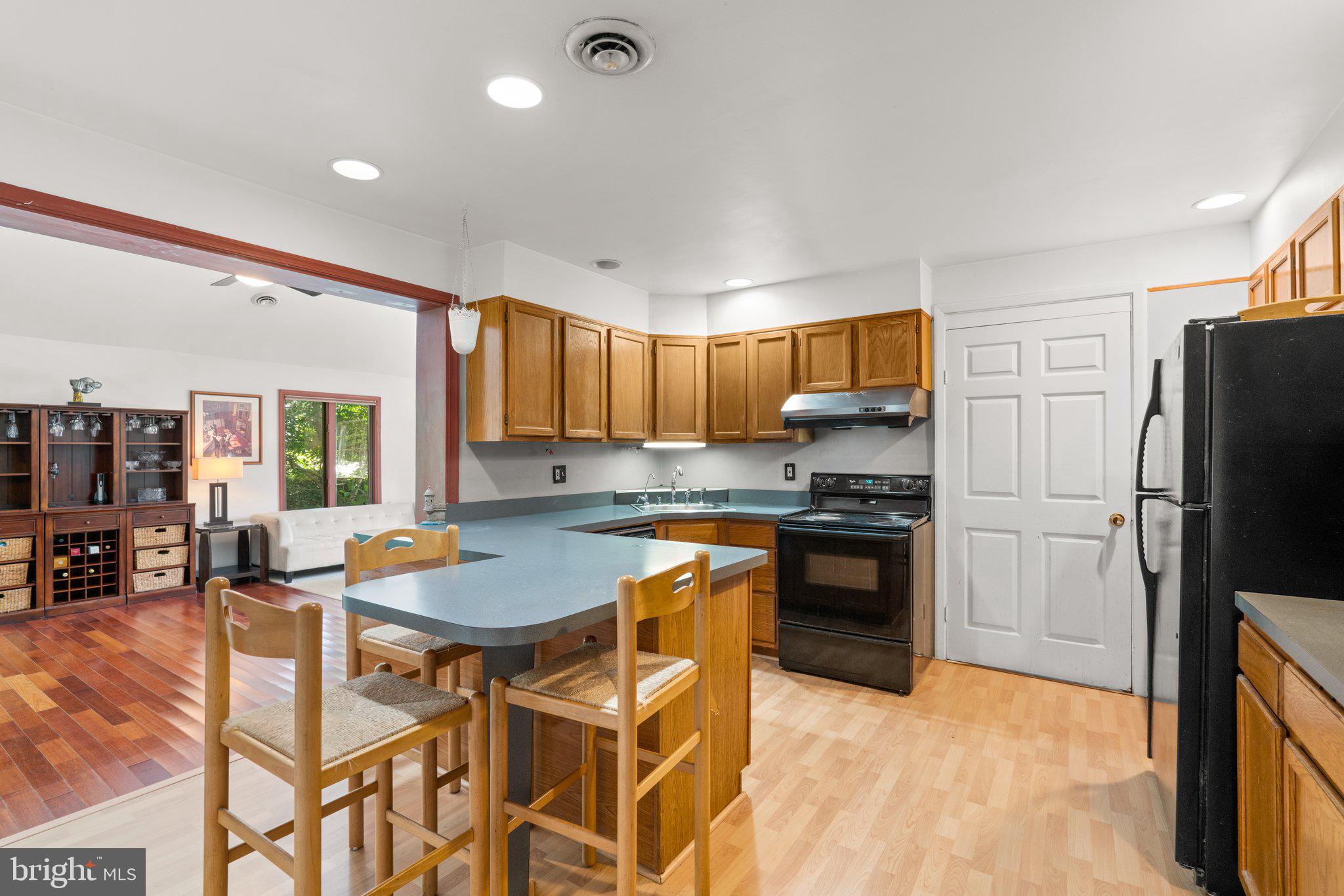 KNOLLWOOD - Residential