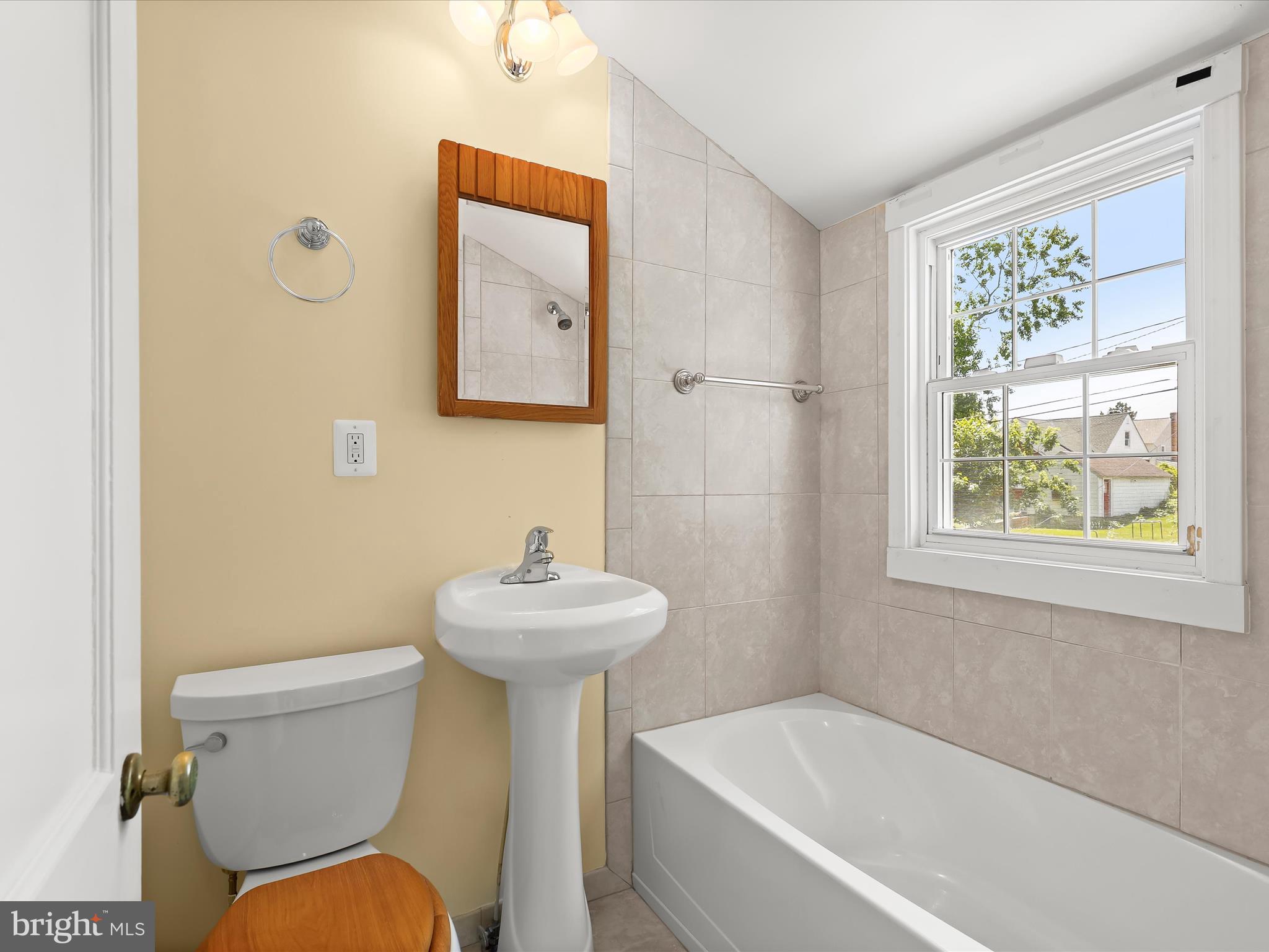 ARBUTUS - Residential