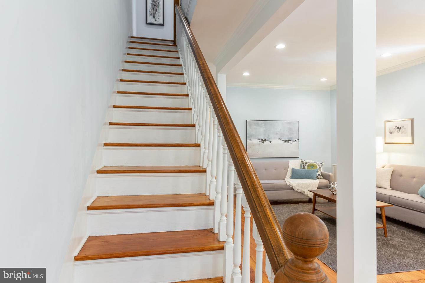 PALISADES - Residential Lease