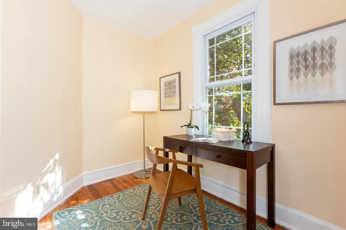 PALISADES - Residential Lease