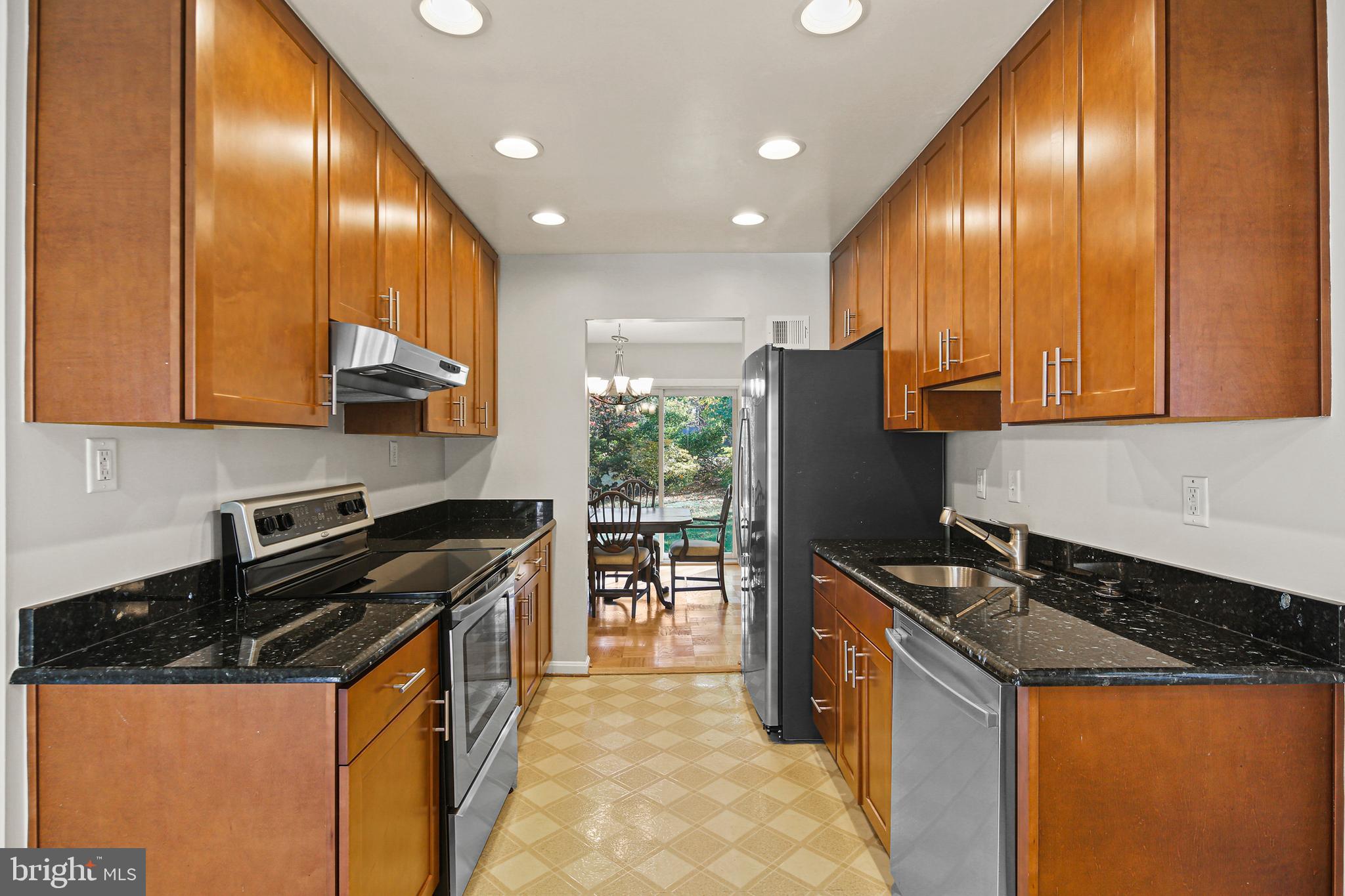 BOND MILL PARK - Residential