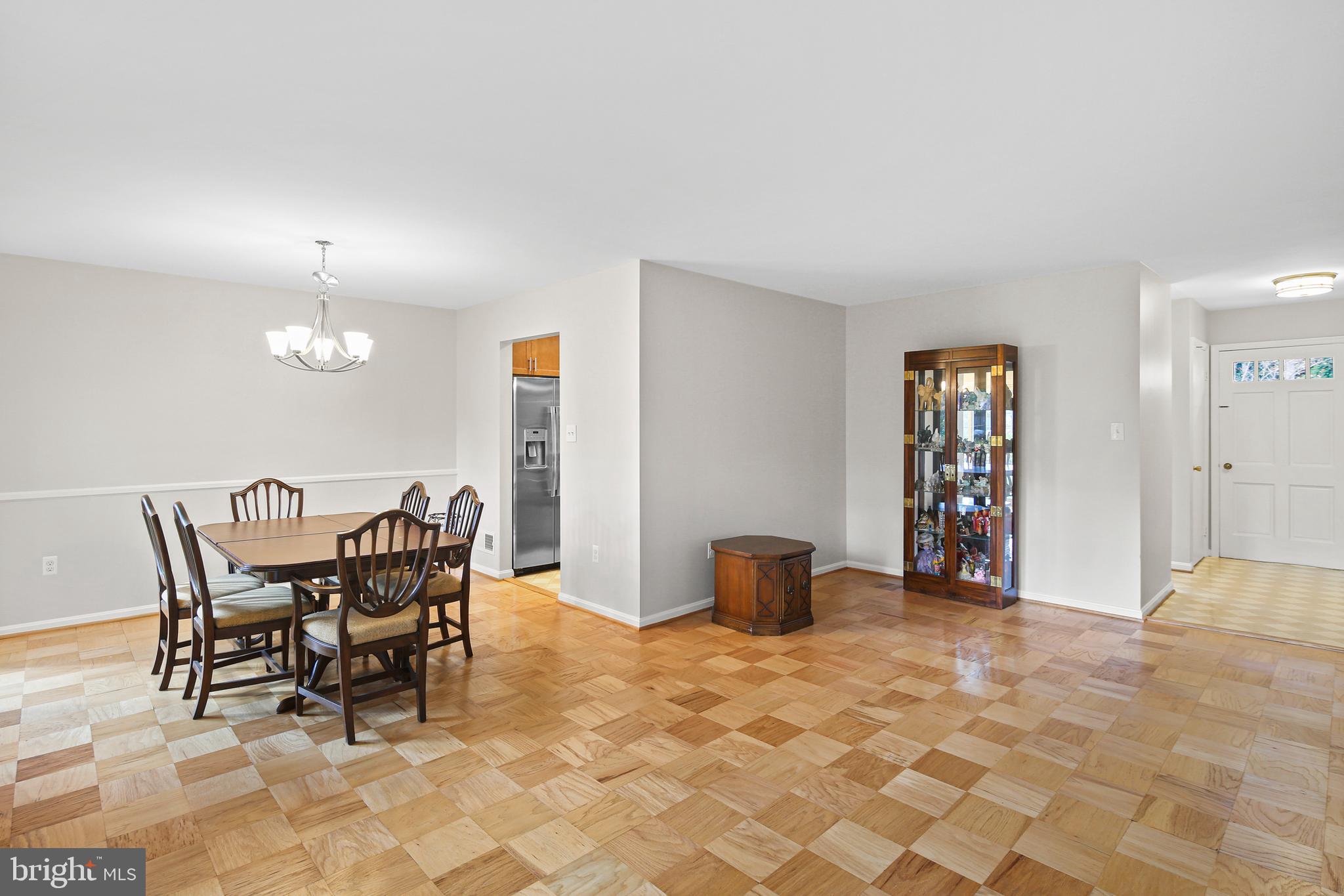 BOND MILL PARK - Residential