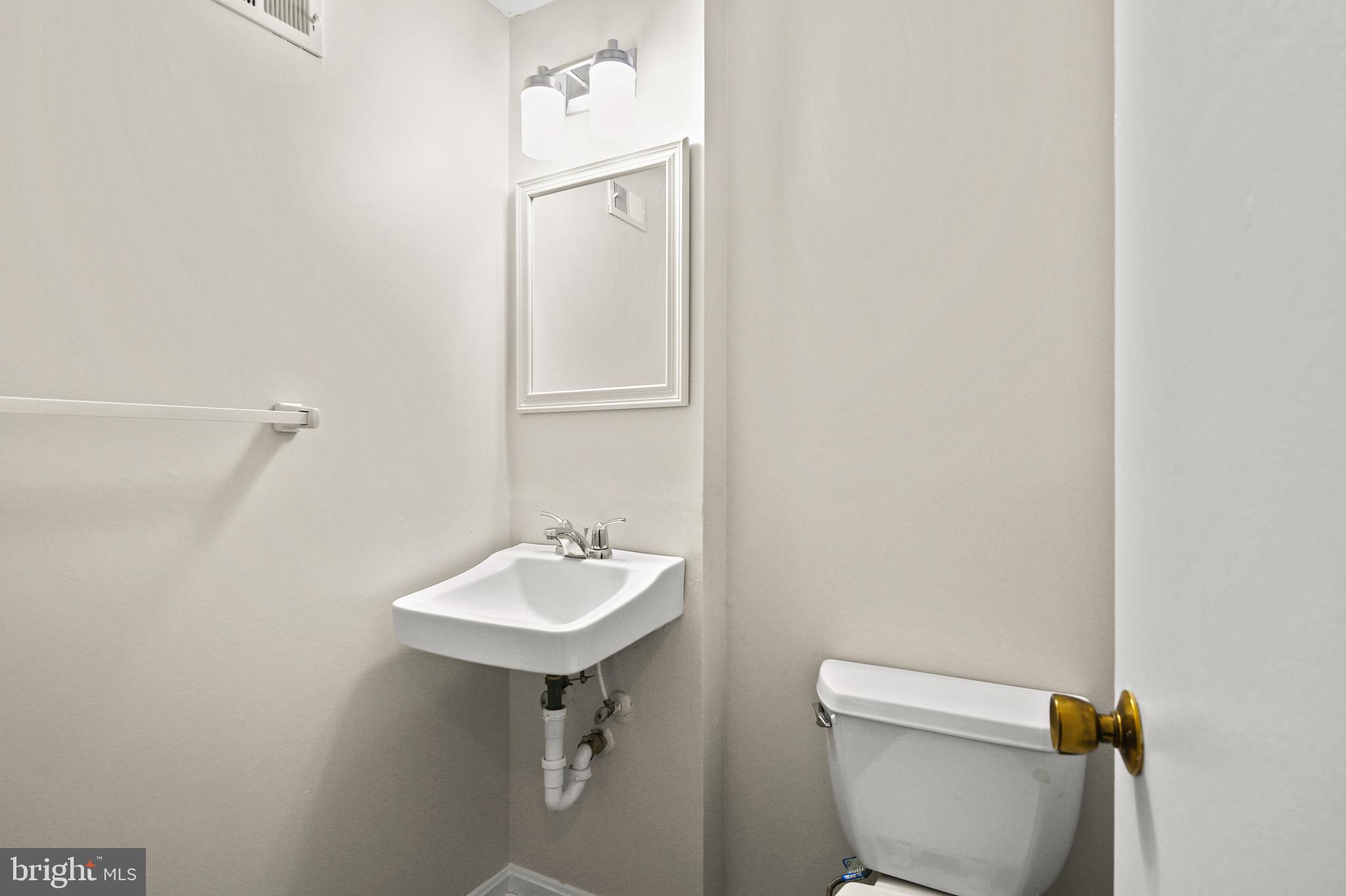 BOND MILL PARK - Residential