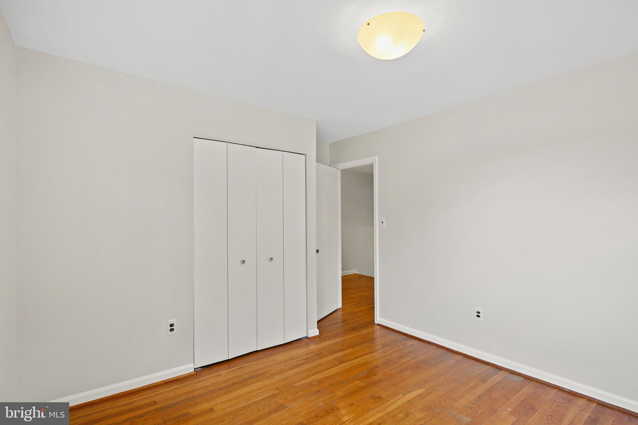 BOND MILL PARK - Residential