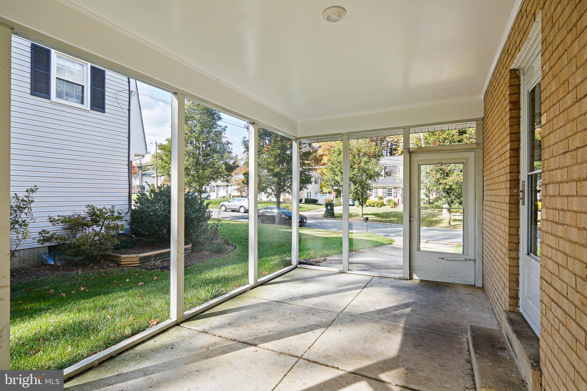 BOND MILL PARK - Residential