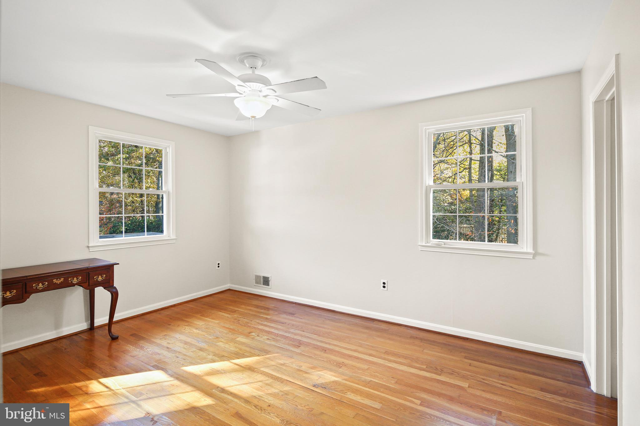 BOND MILL PARK - Residential