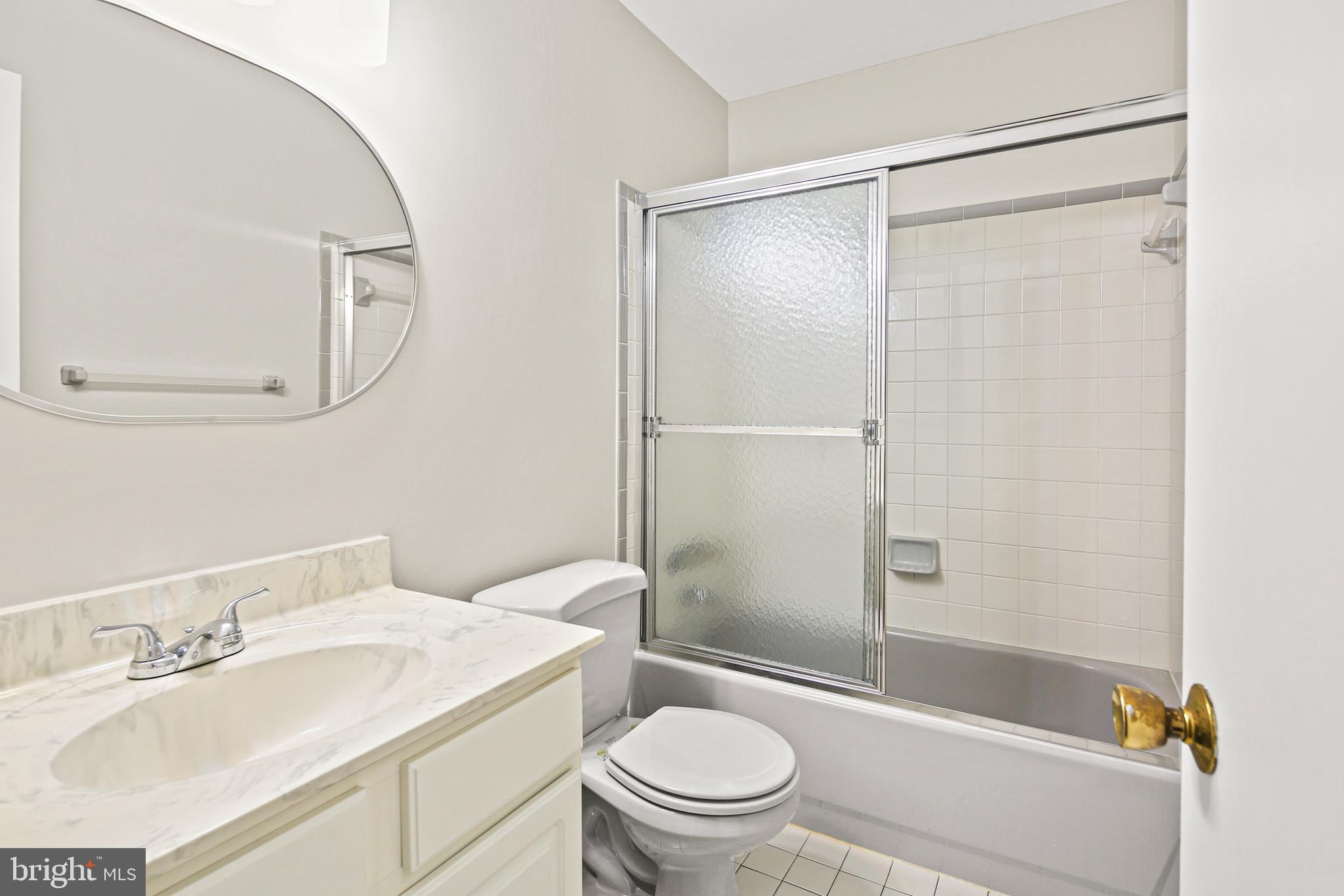 BOND MILL PARK - Residential