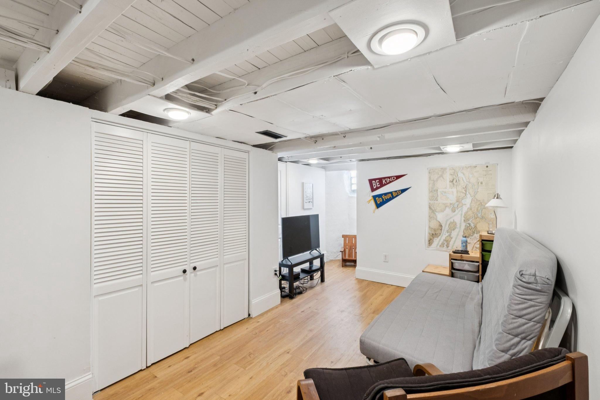 GERMANTOWN - Residential