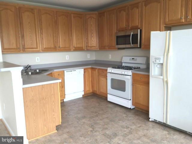 STONE RIDGE - Residential Lease