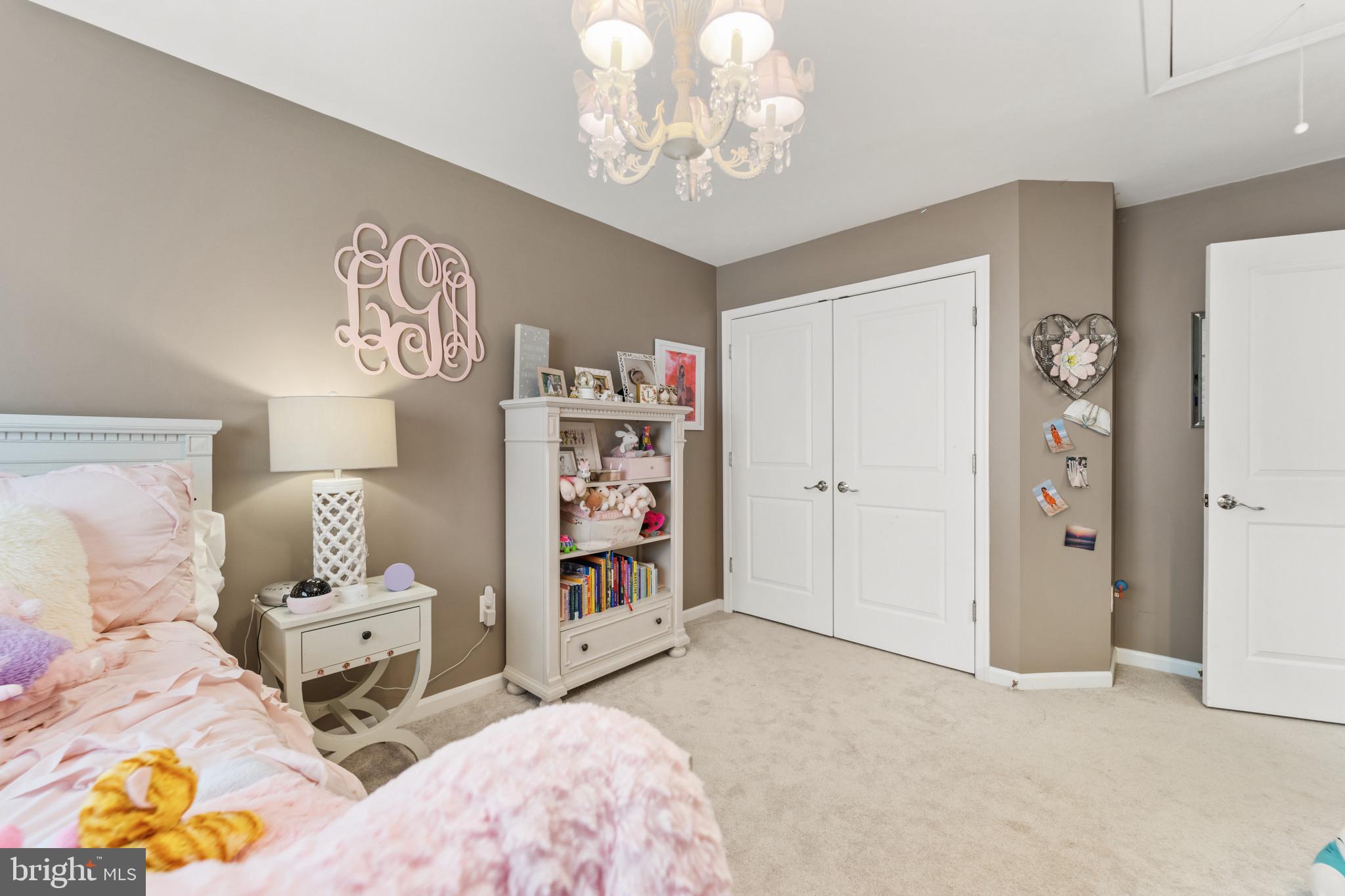 BROOKVIEW FARMS - Residential