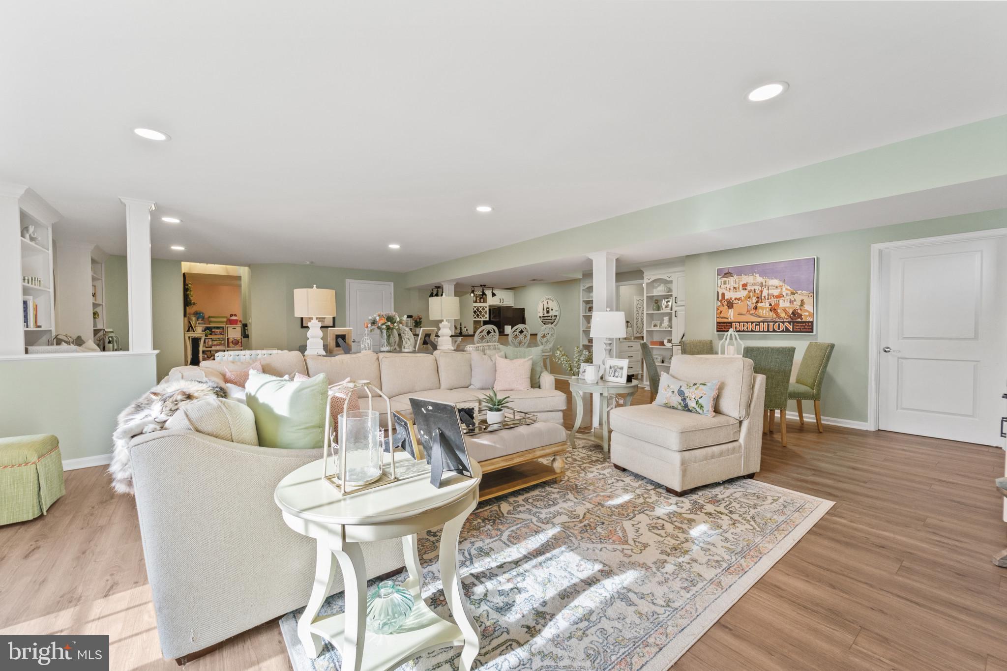 BROOKVIEW FARMS - Residential