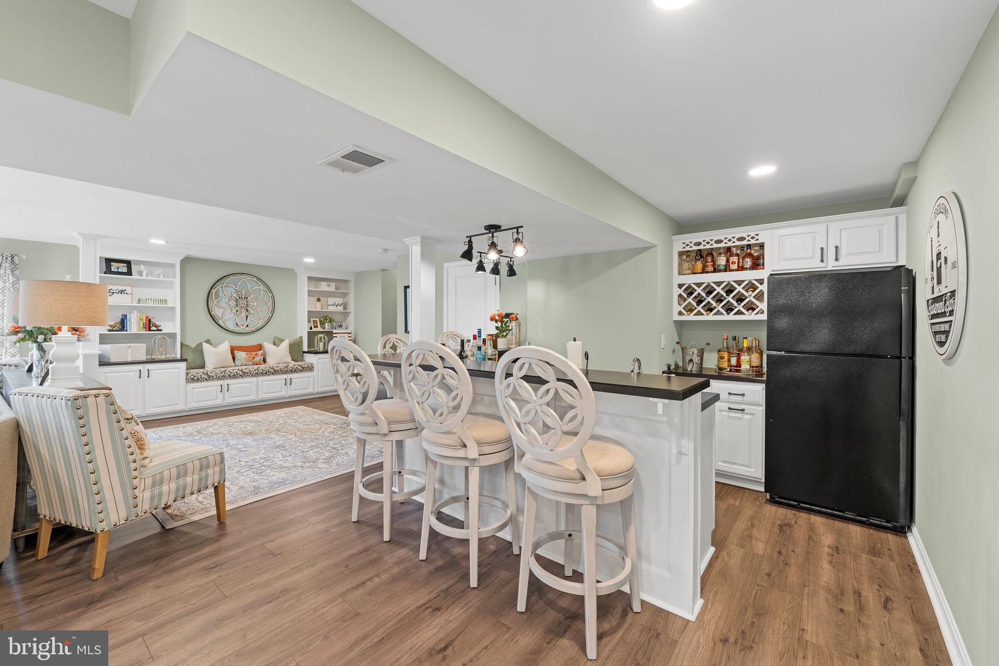 BROOKVIEW FARMS - Residential