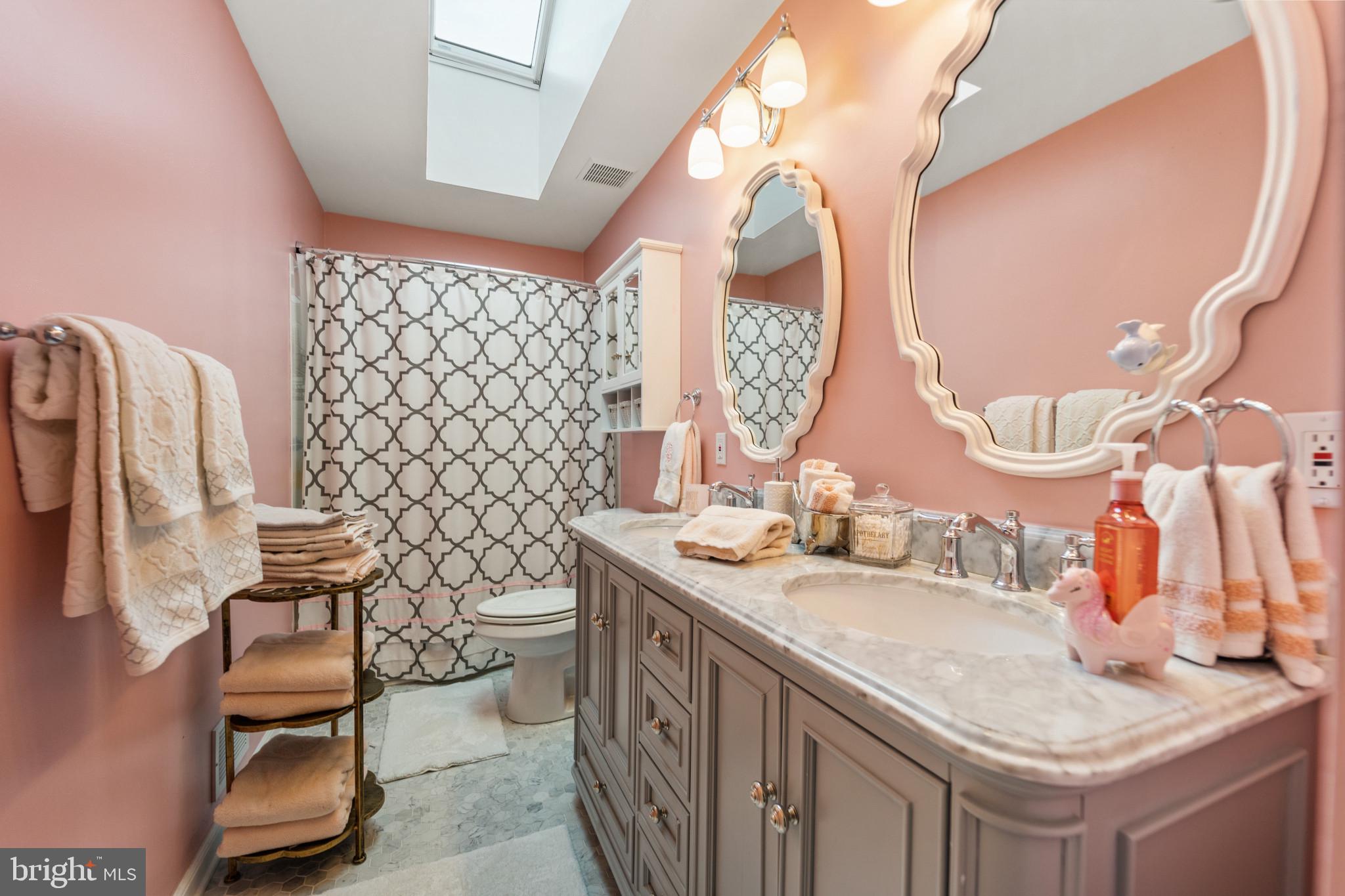 BROOKVIEW FARMS - Residential