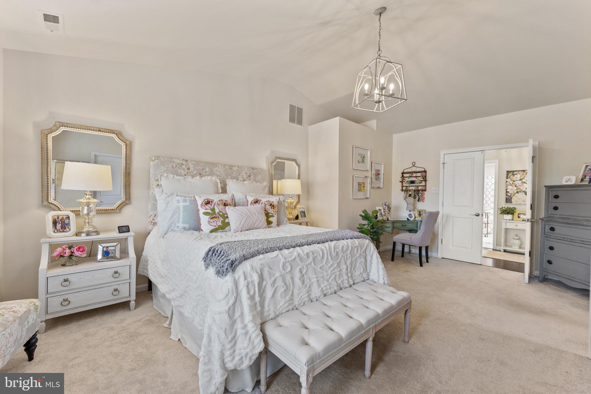 BROOKVIEW FARMS - Residential