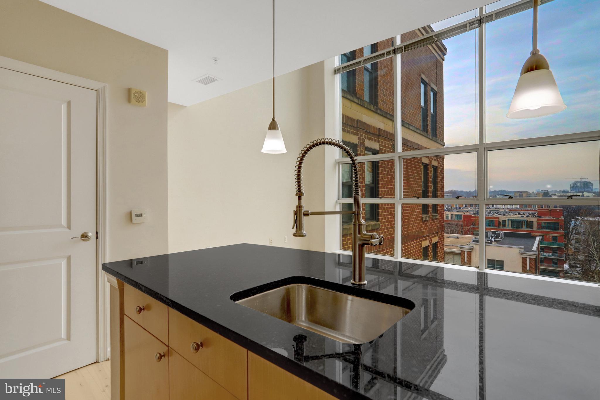 SPECTRUM CONDO - Residential