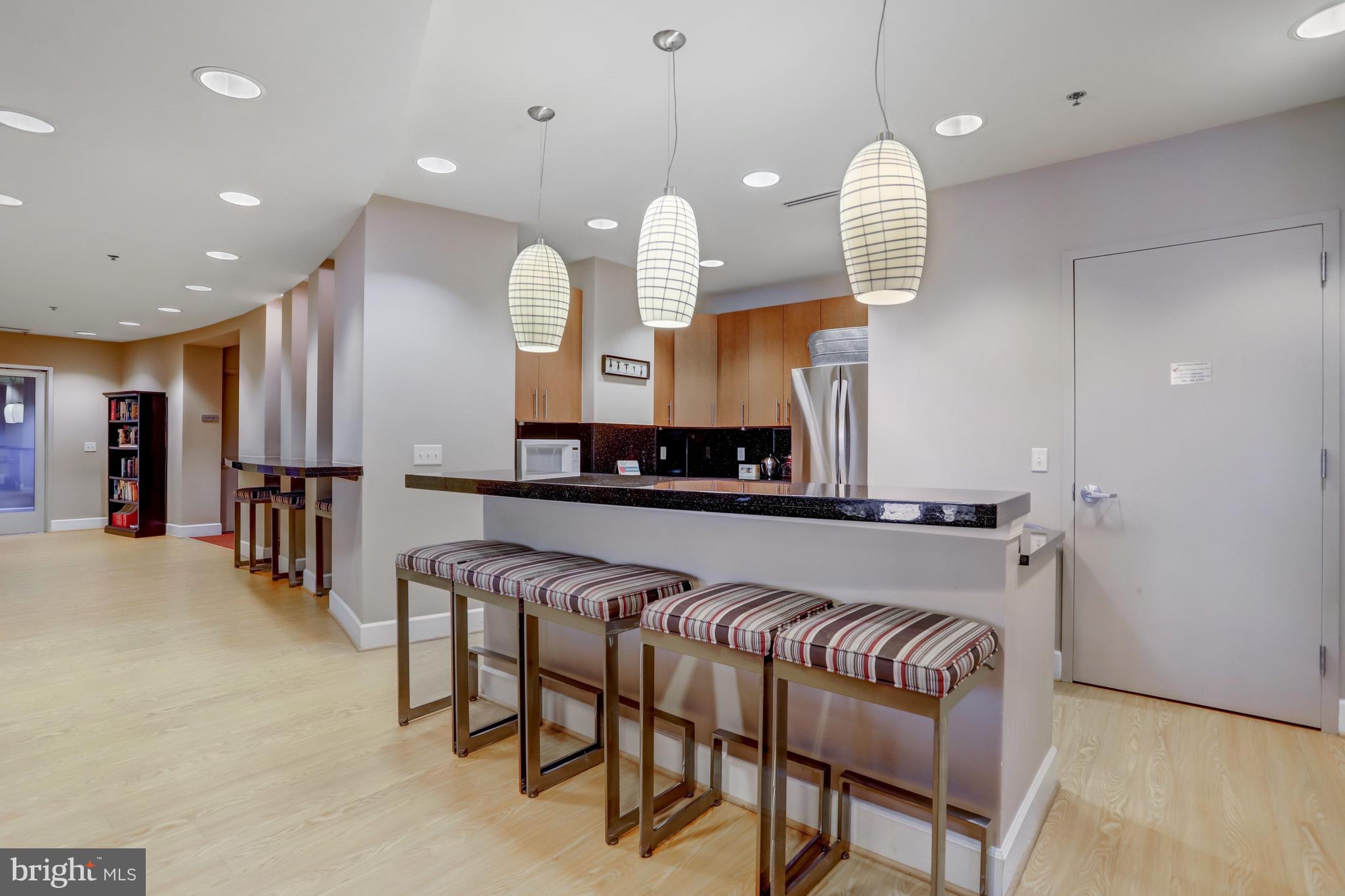 SPECTRUM CONDO - Residential