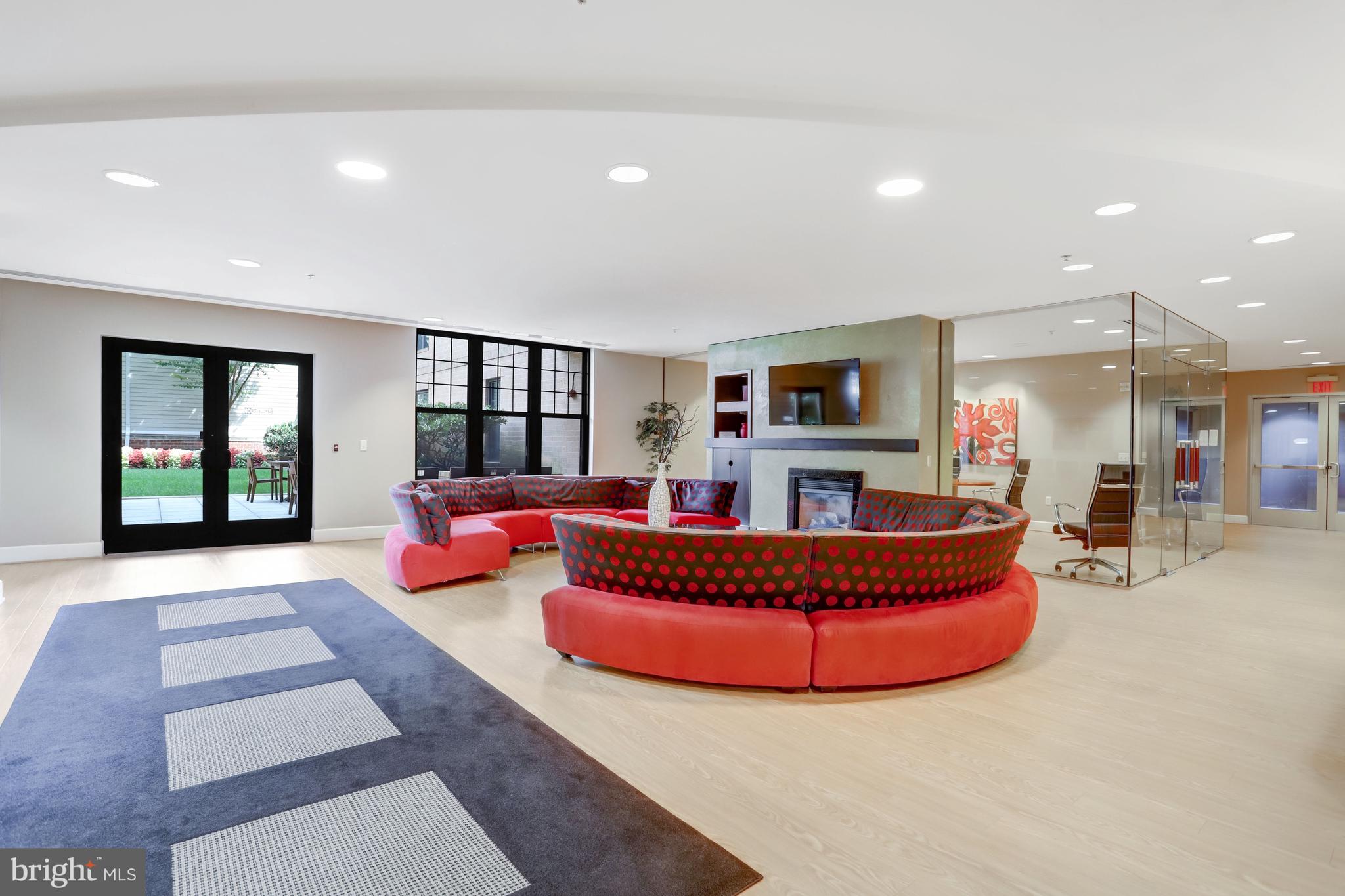 SPECTRUM CONDO - Residential