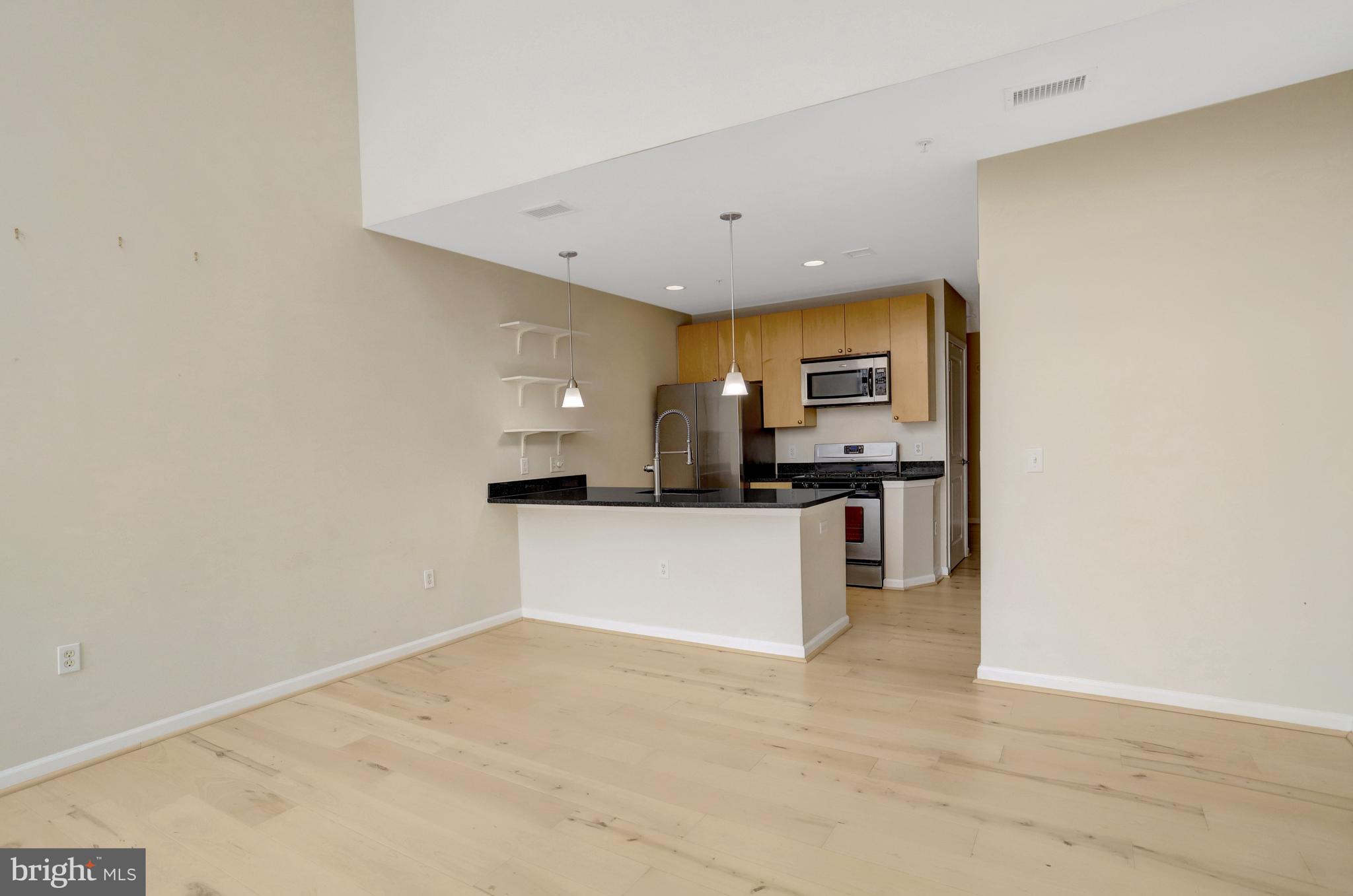 SPECTRUM CONDO - Residential