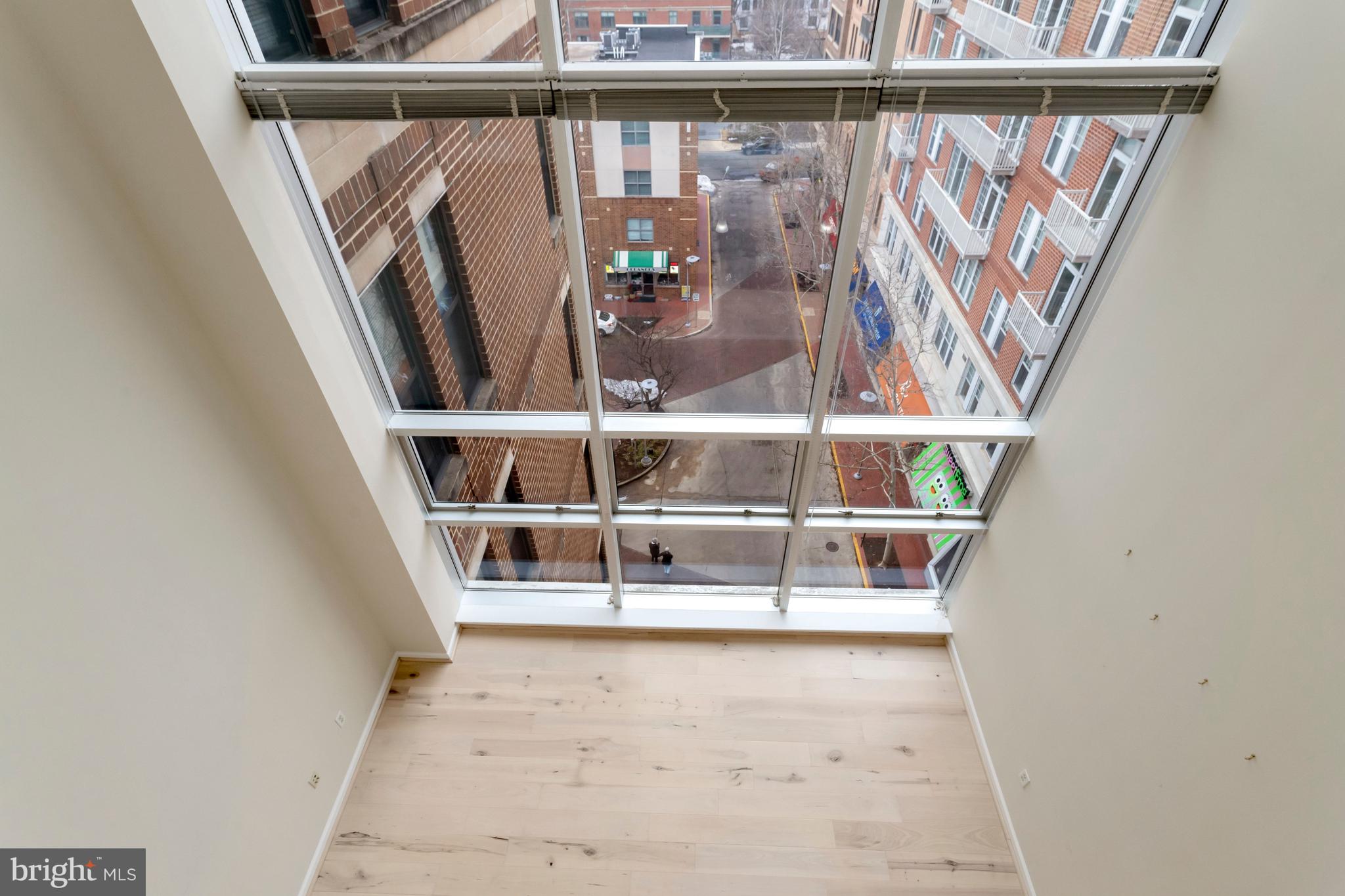 SPECTRUM CONDO - Residential