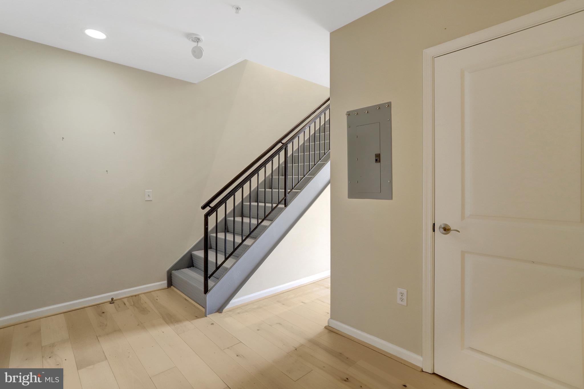 SPECTRUM CONDO - Residential