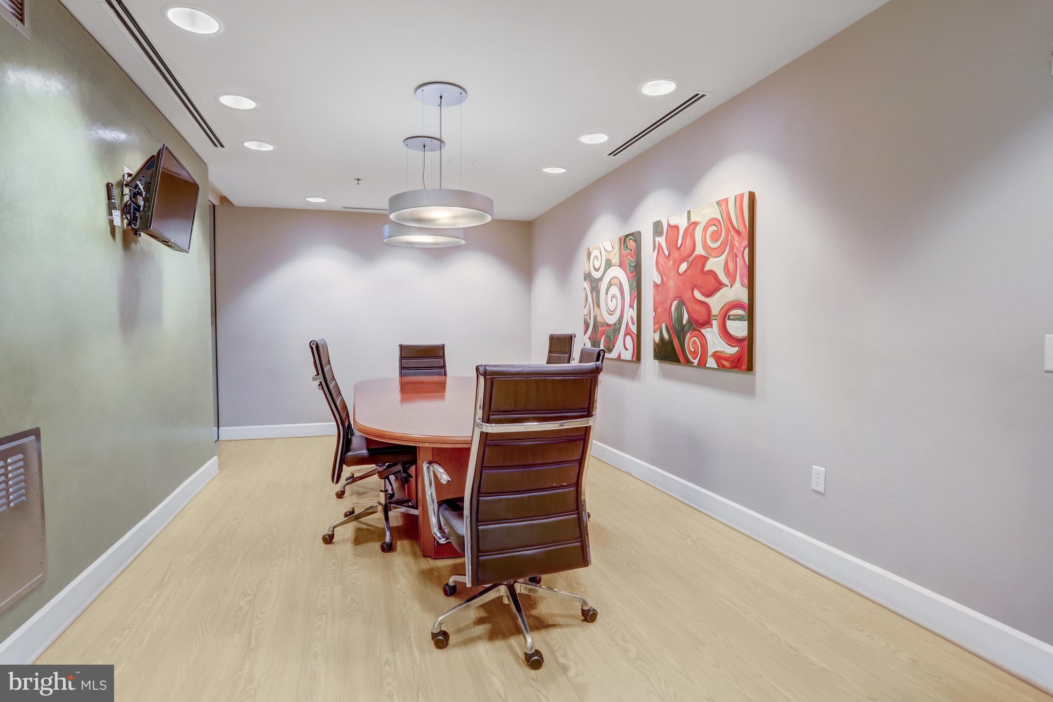 SPECTRUM CONDO - Residential