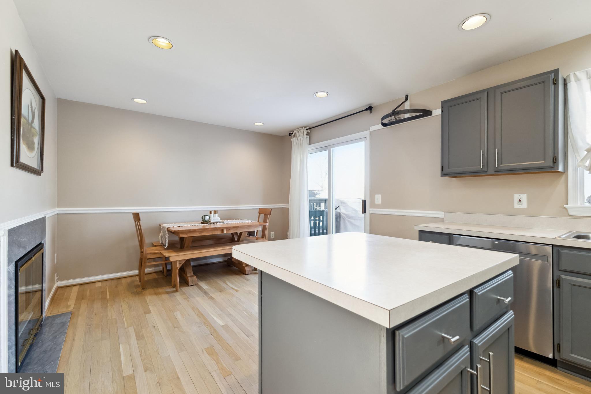 LEESBURG GATEWAY - Residential Lease