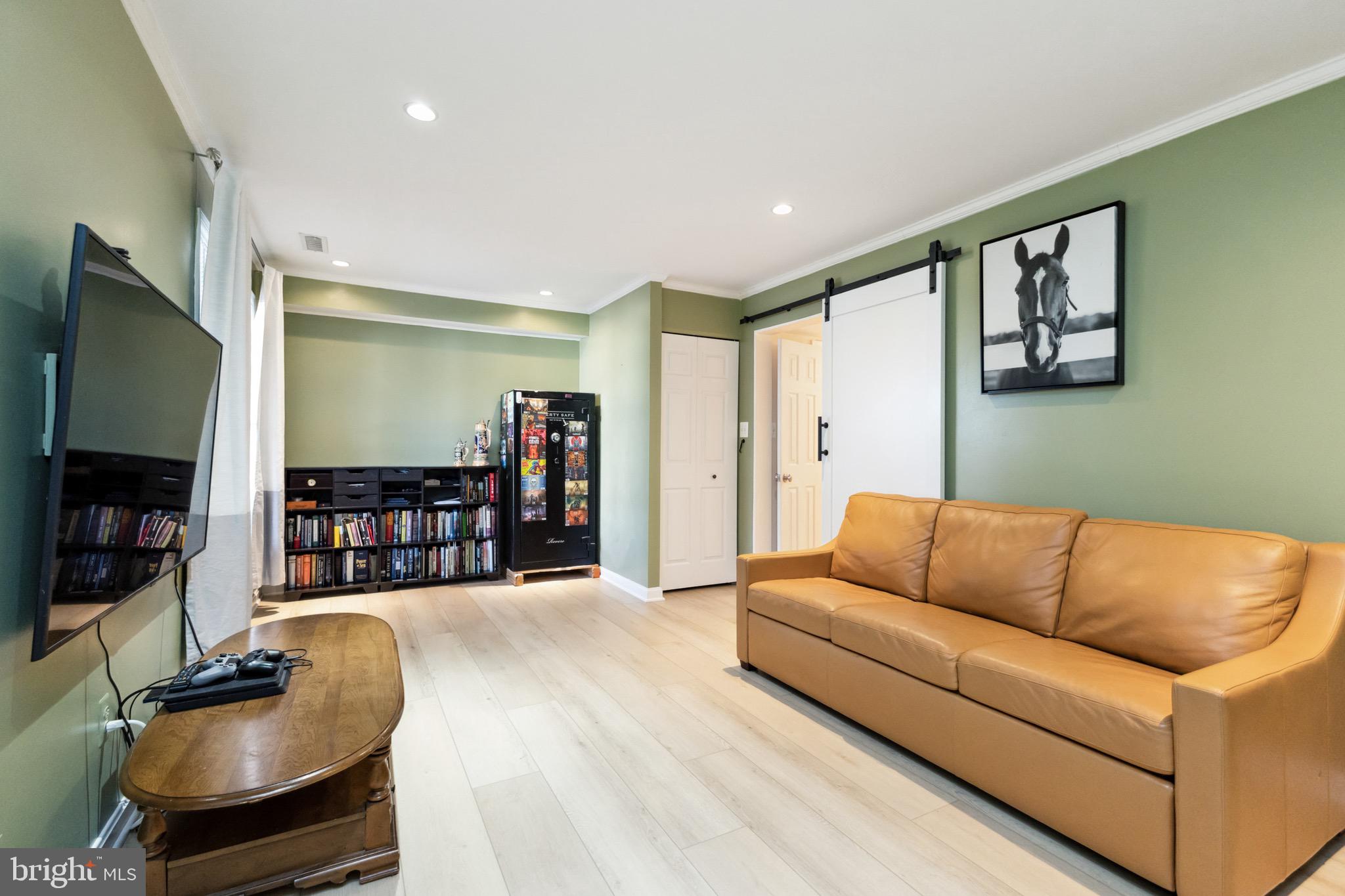 LEESBURG GATEWAY - Residential Lease